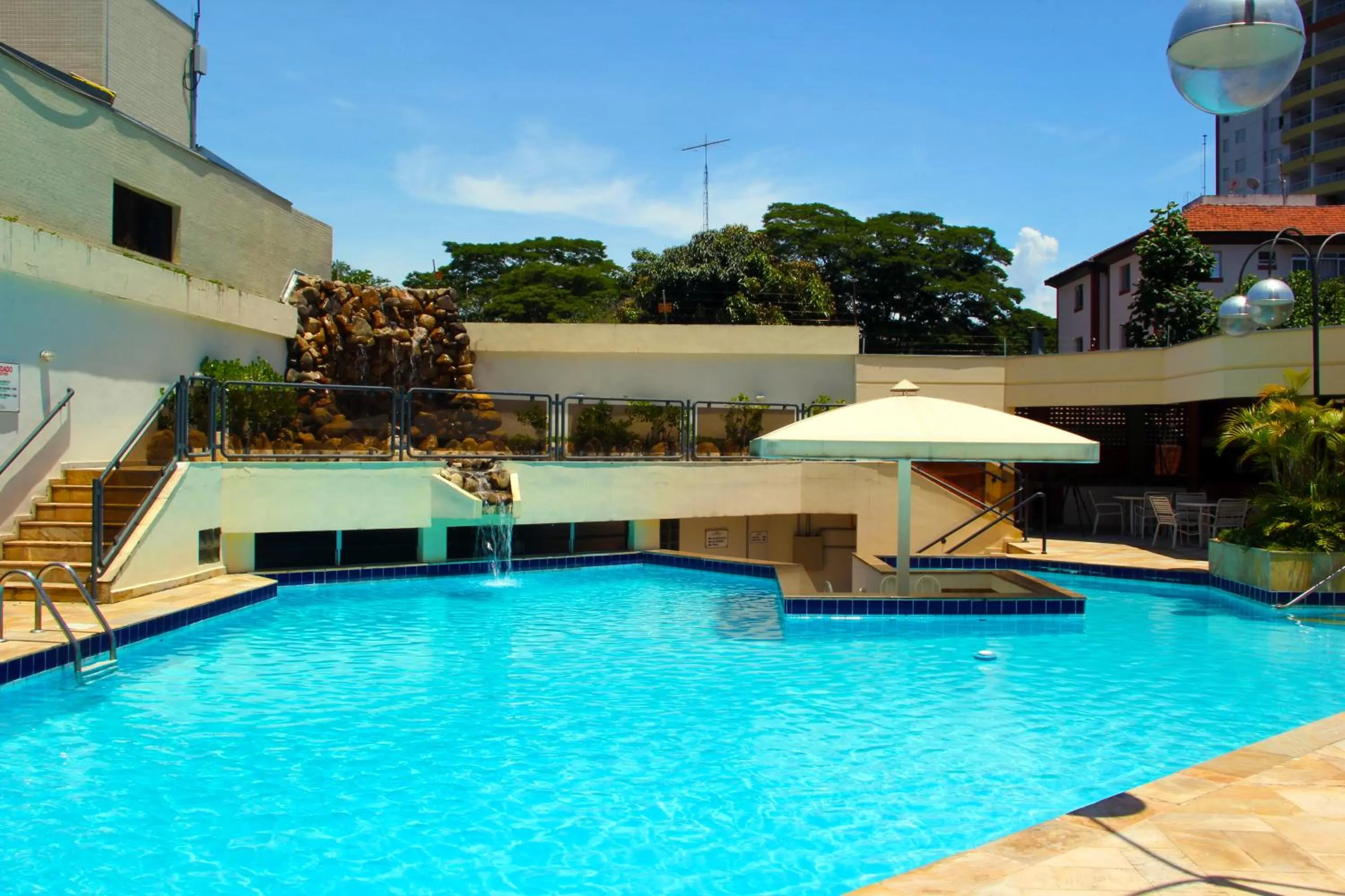Swimming pool in Hotel Ema Palace