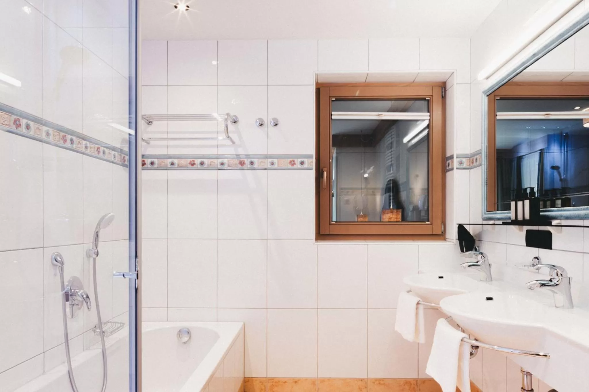 Bathroom in Hotel Tirolerhof 4 Sterne Superior