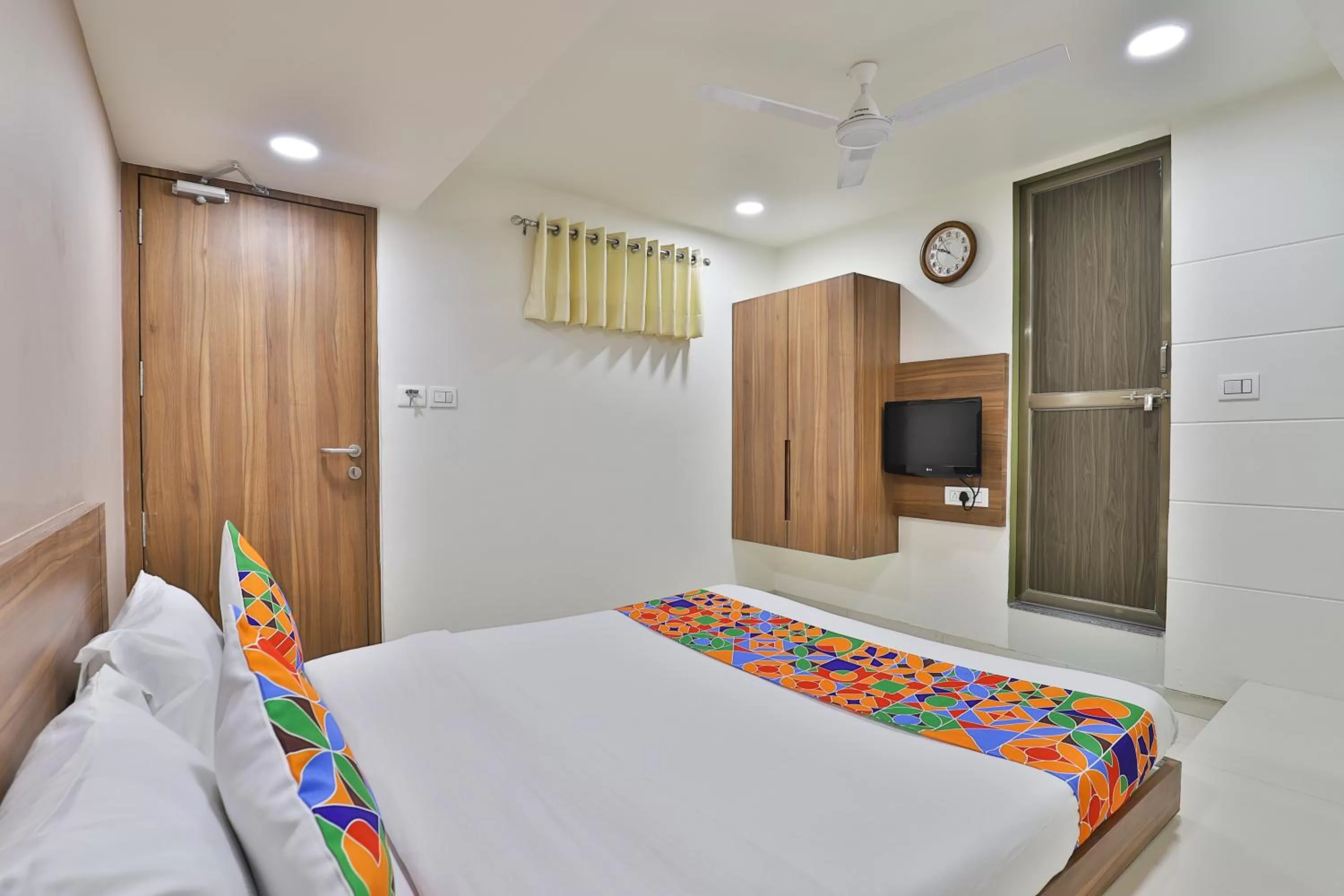 Bed in Hotel Nice RAILWAY STATION