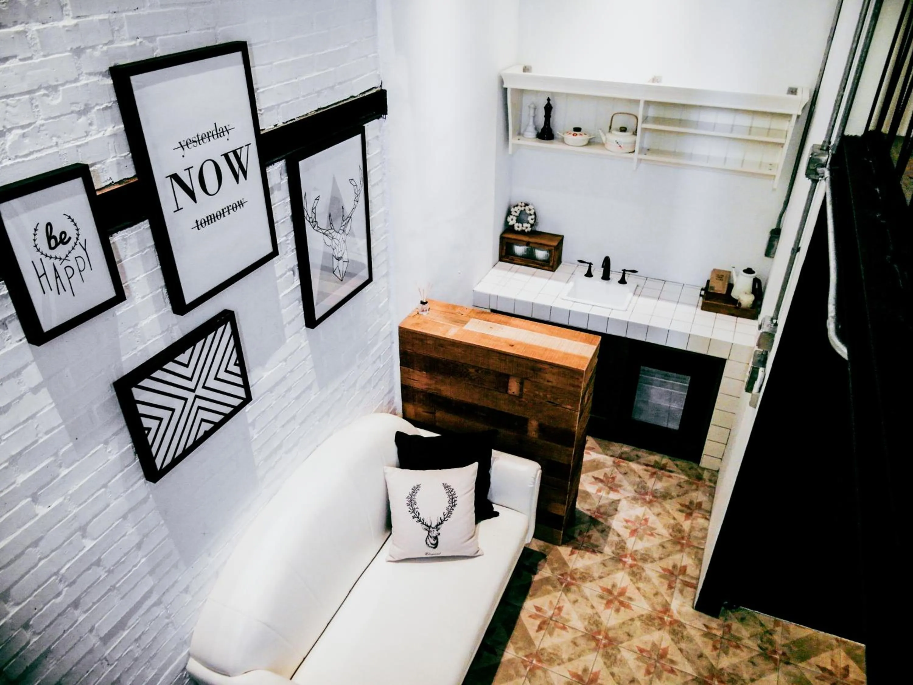 Seating area in You Worth Inn