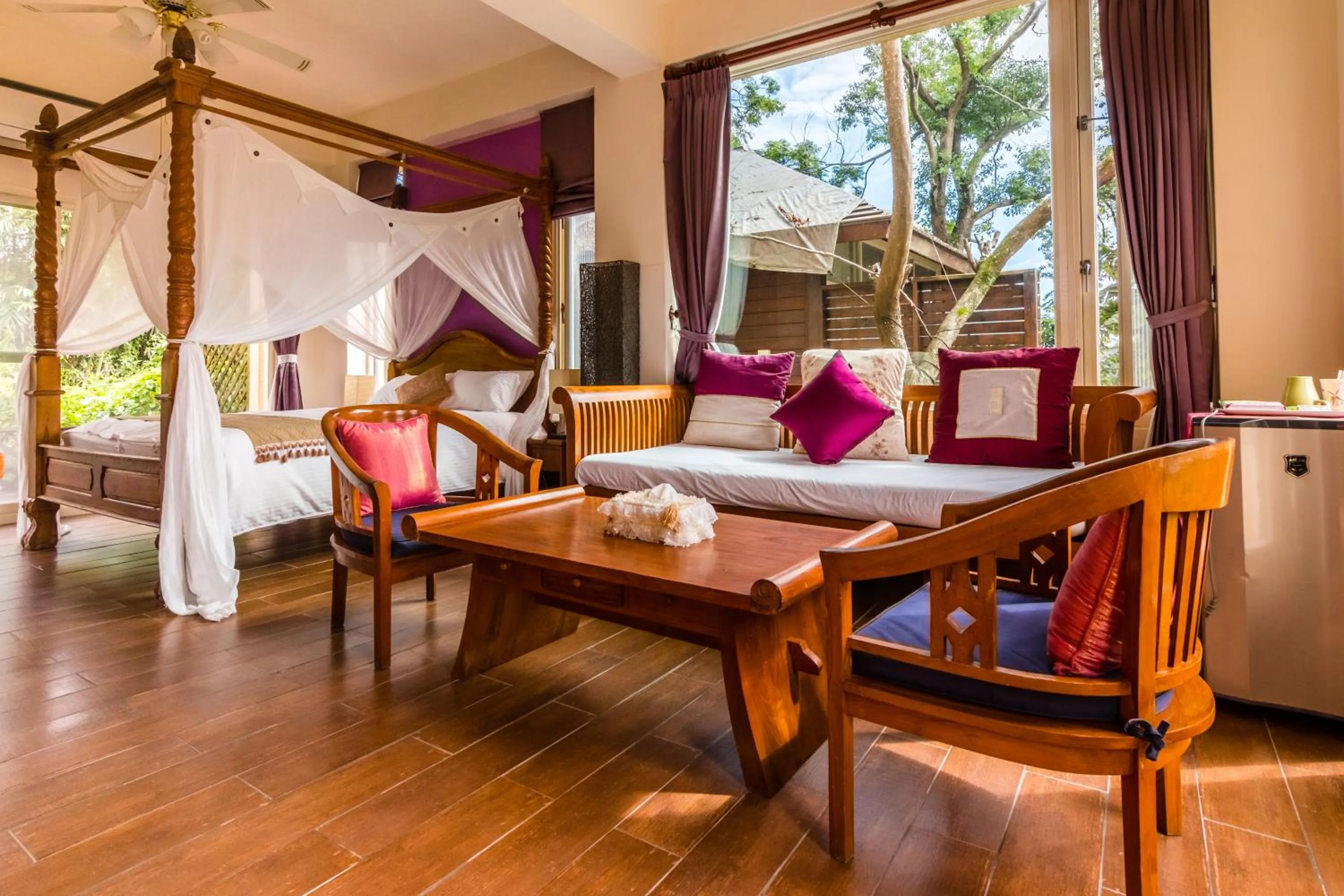 Photo of the whole room, Bed in Dream Home B&B