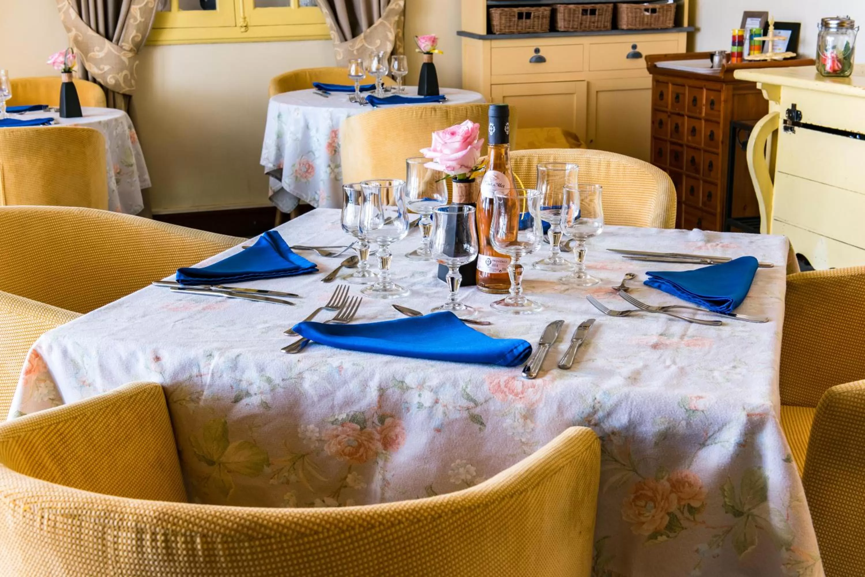 Meals in Le Juliette Dodu- Le charme d'un monument historique