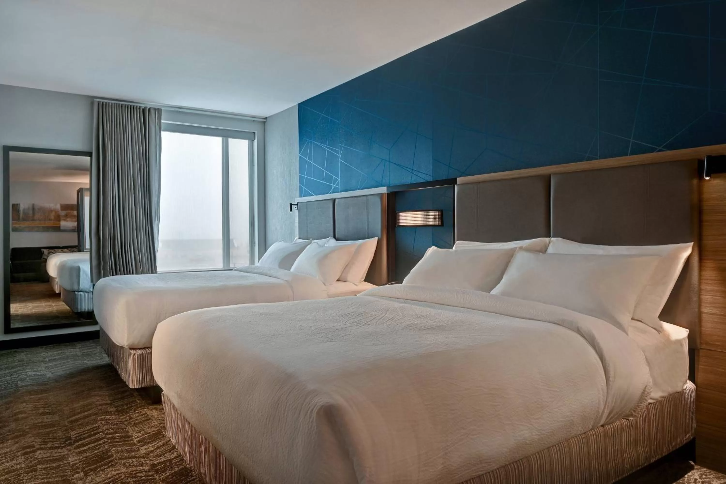 Queen Suite with Trundle Bed and Adapted Tub - Mobility Accessible in SpringHill Suites by Marriott Albuquerque University Area