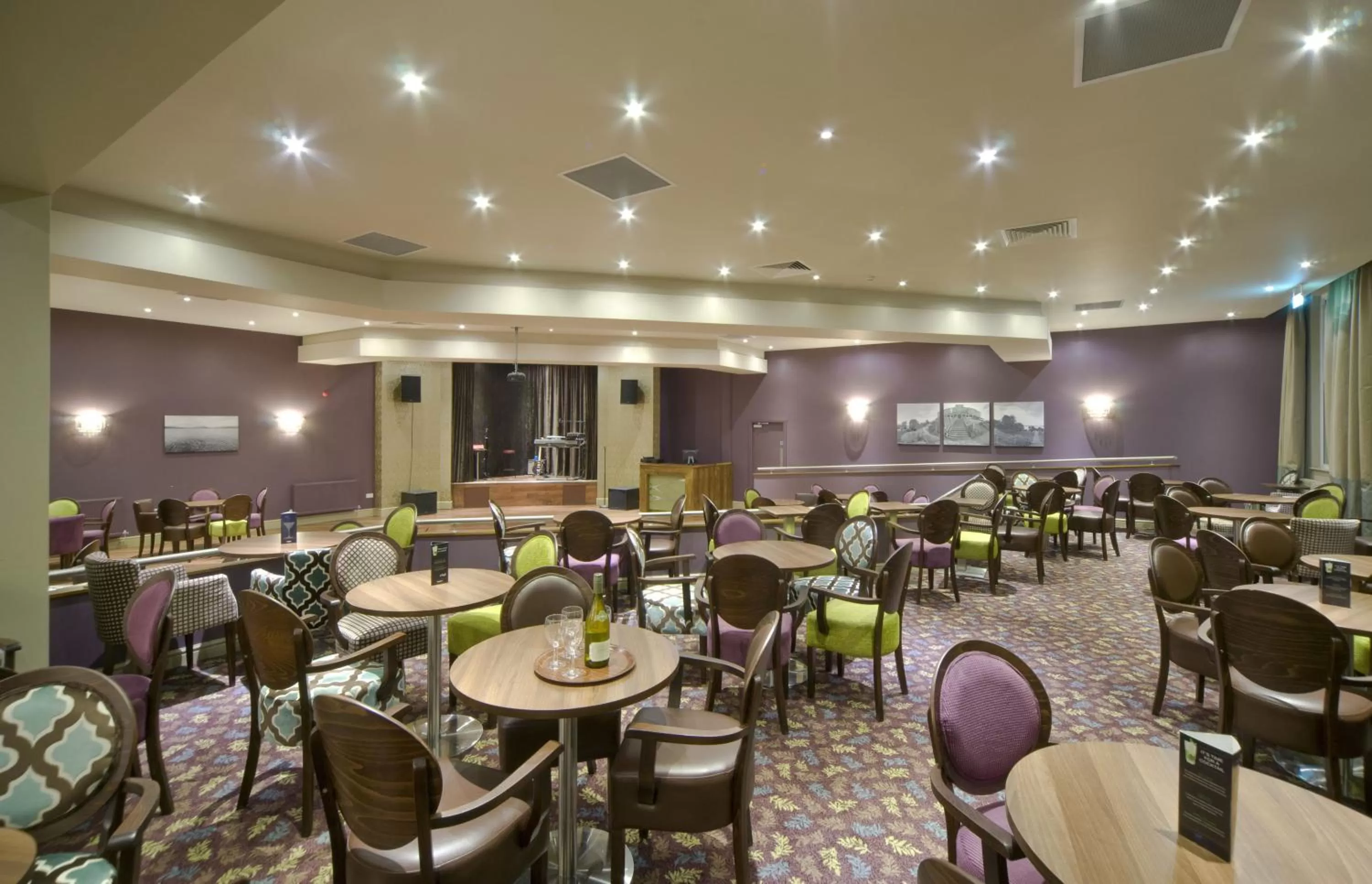 Lounge or bar in The Glenburn Hotel