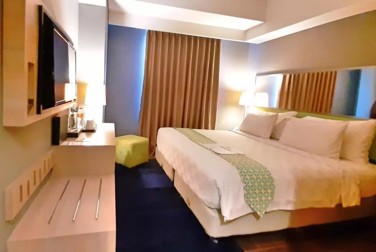 Bedroom, Bed in Khas Hotel Pekalongan