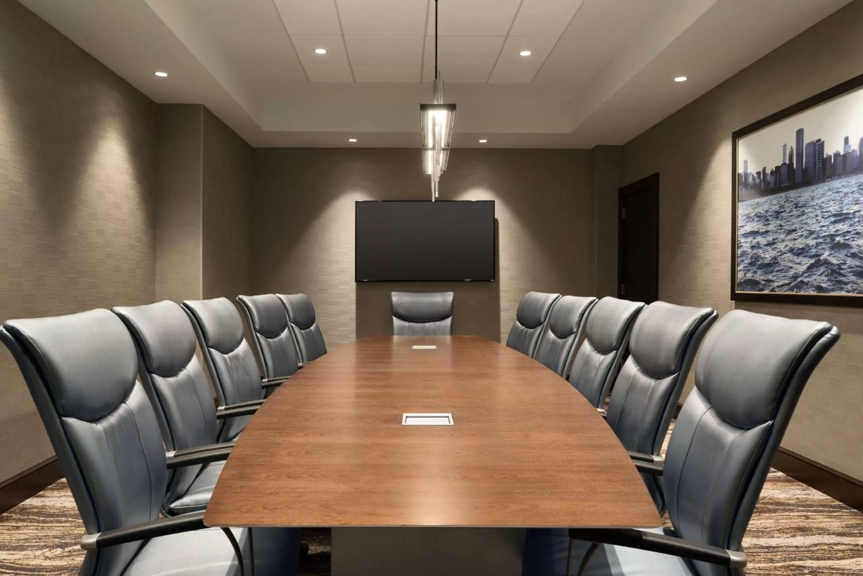 Meeting/conference room in Embassy Suites by Hilton Chicago Lombard