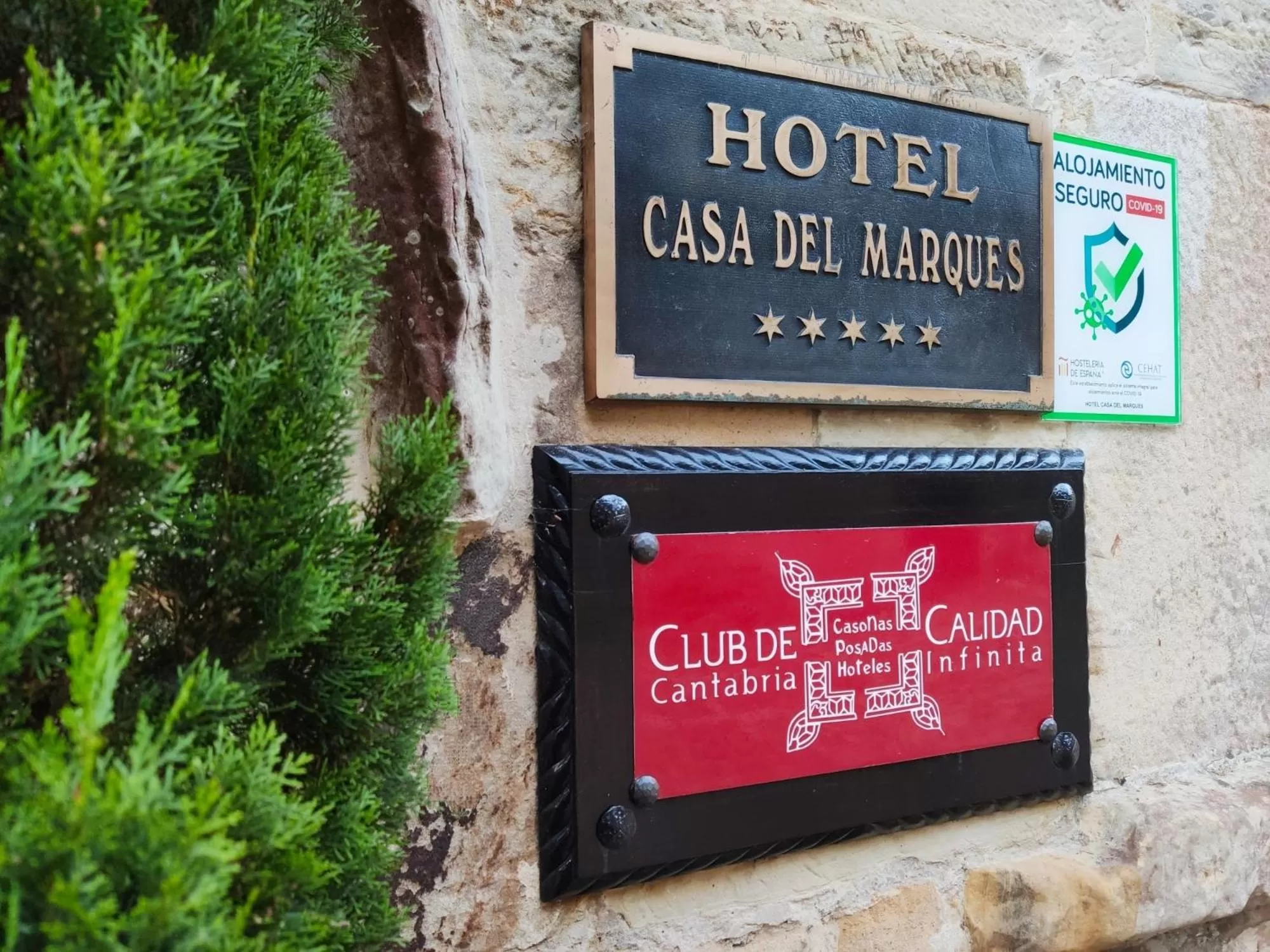 Property logo or sign in Hotel Casa del Marqués