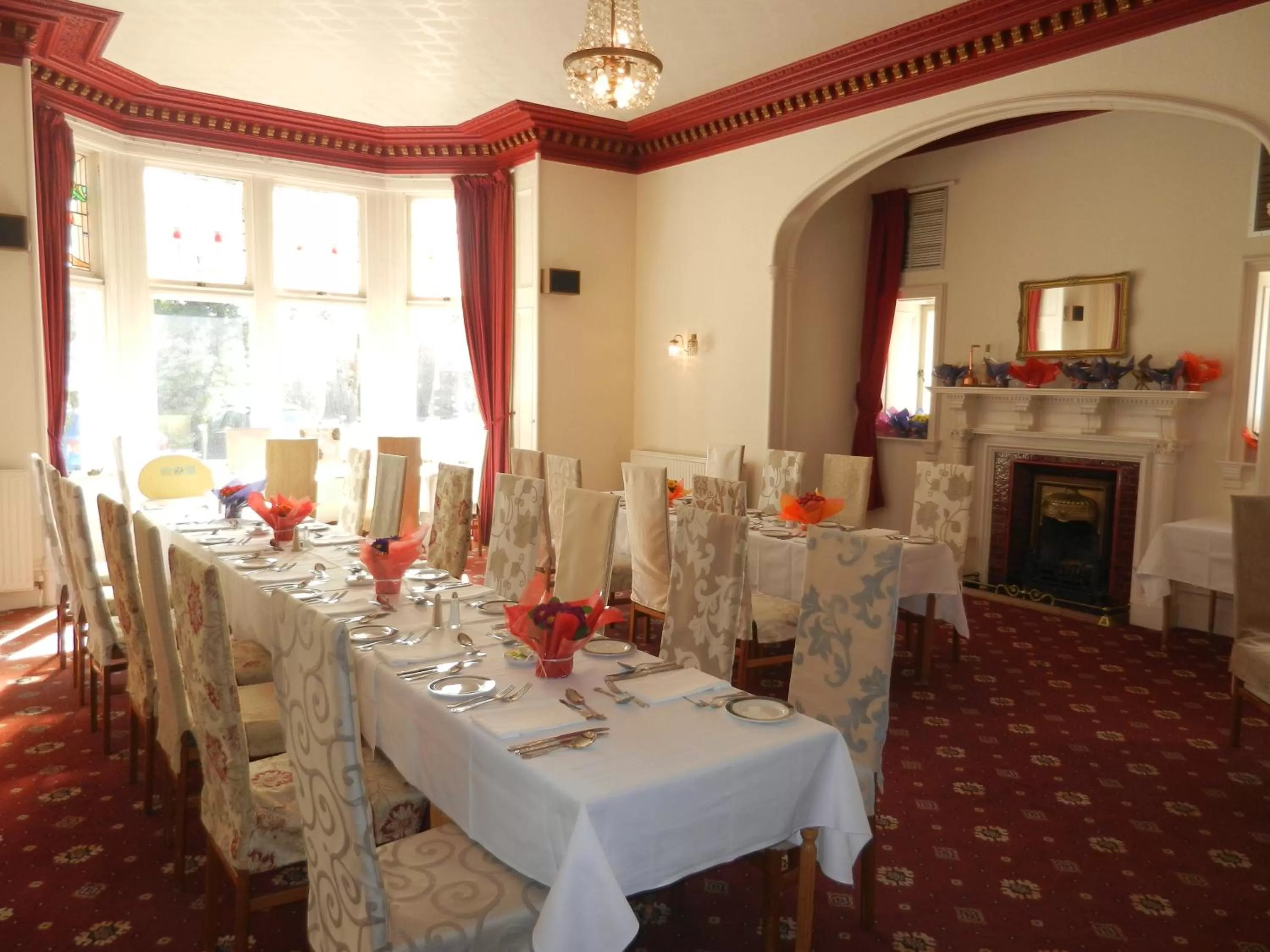 Restaurant/places to eat in Morangie Hotel Tain