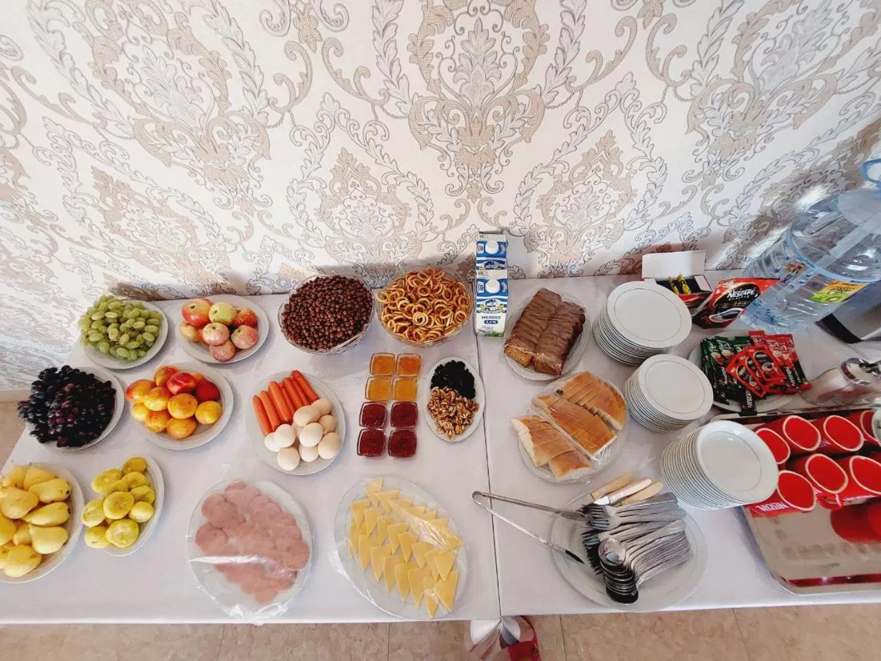 Breakfast in Samarabonu Hotel