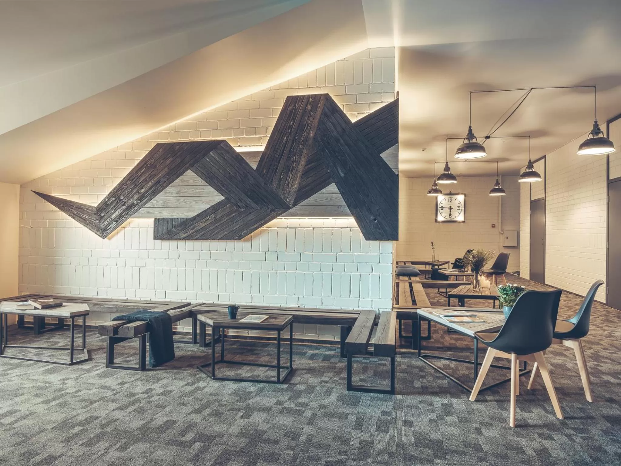 Lounge or bar, Restaurant/Places to Eat in SELF CHECK-IN Hotel Railway Apartments