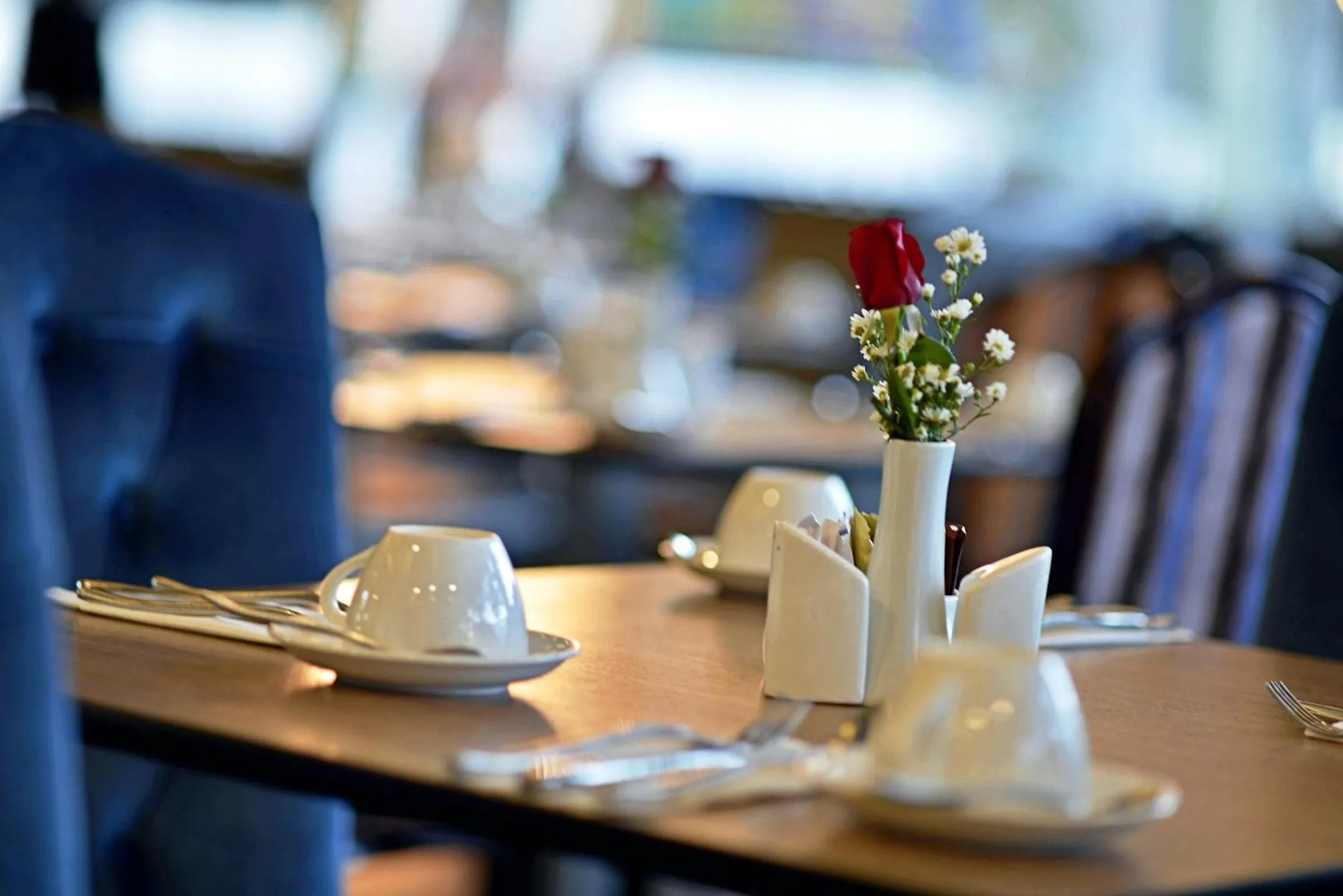 Food and drinks in Serela Cihampelas by KAGUM Hotels