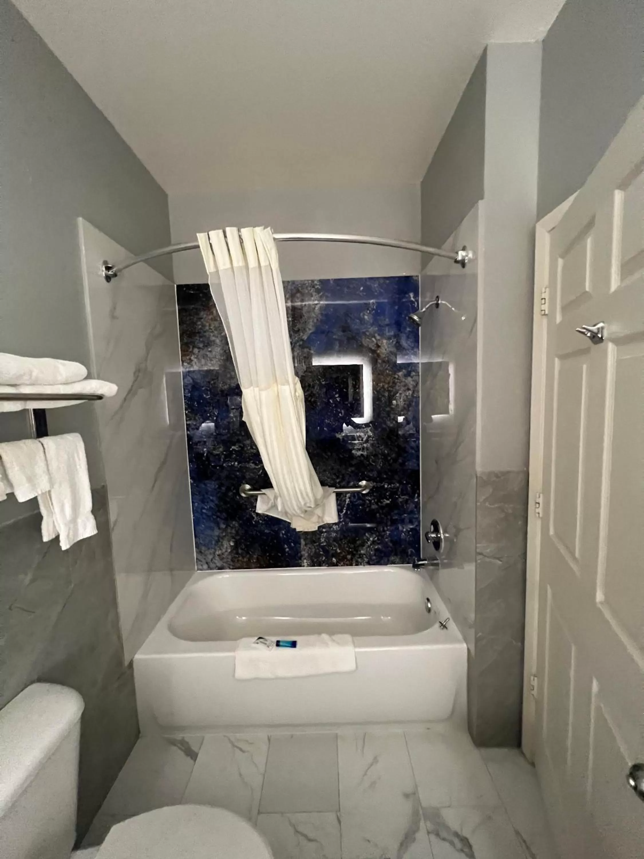 Bathroom in Crystal Suites