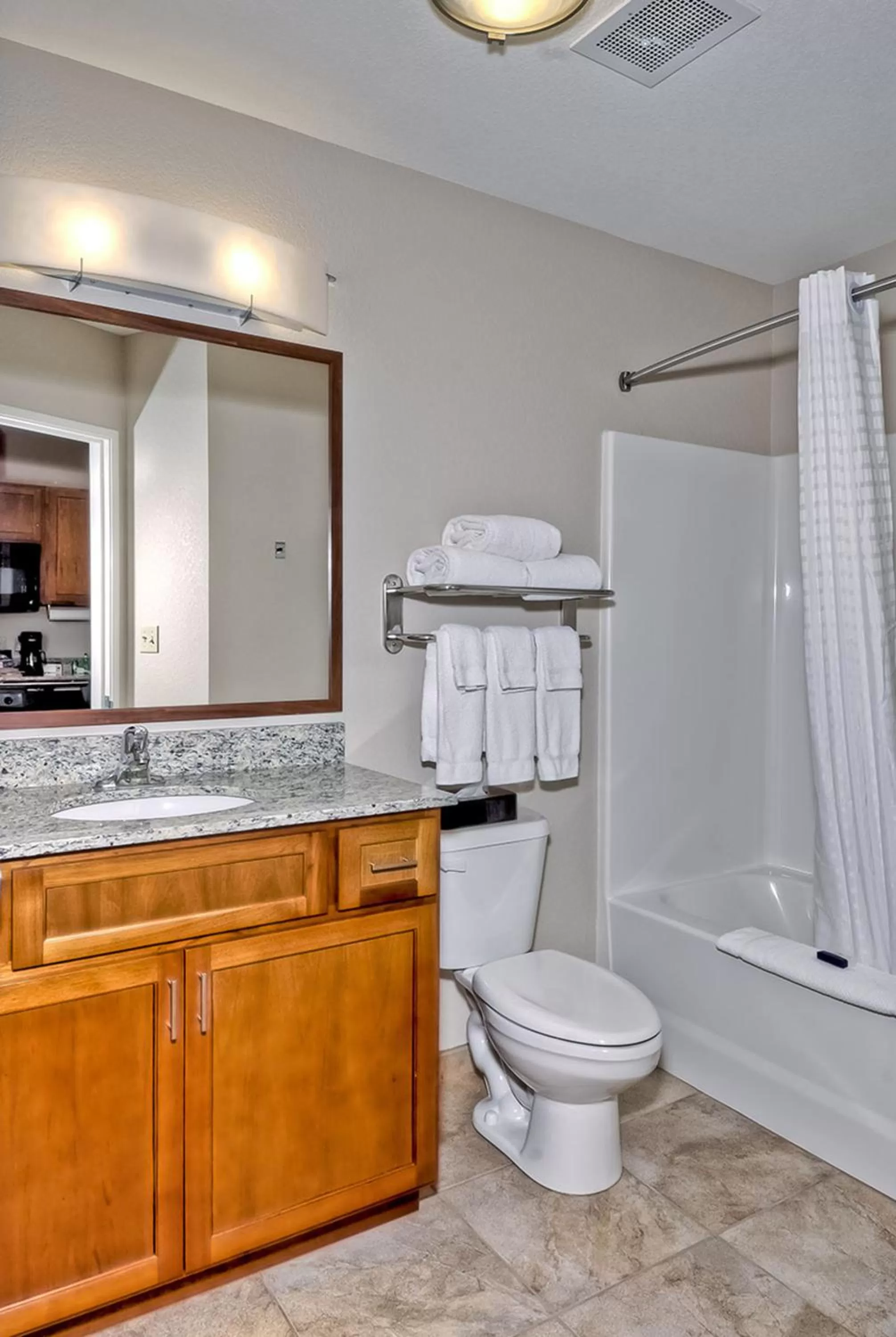 One-Bedroom King Suite in Candlewood Suites Burlington by IHG