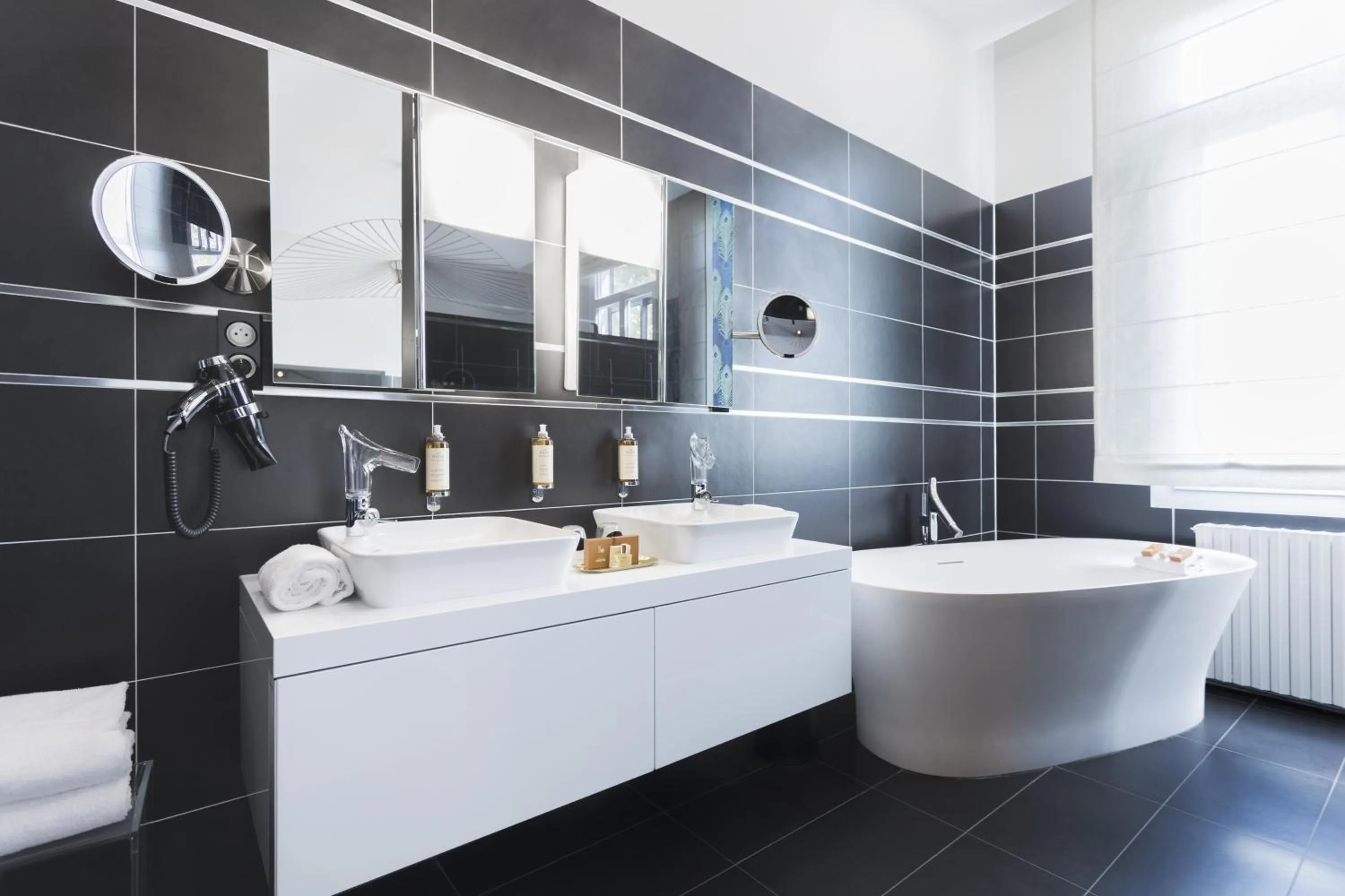 Property building in Negrecoste Hôtel & Spa