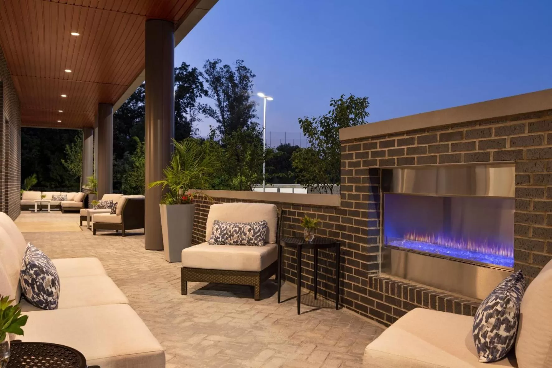 Patio in Hyatt Place Columbus Polaris
