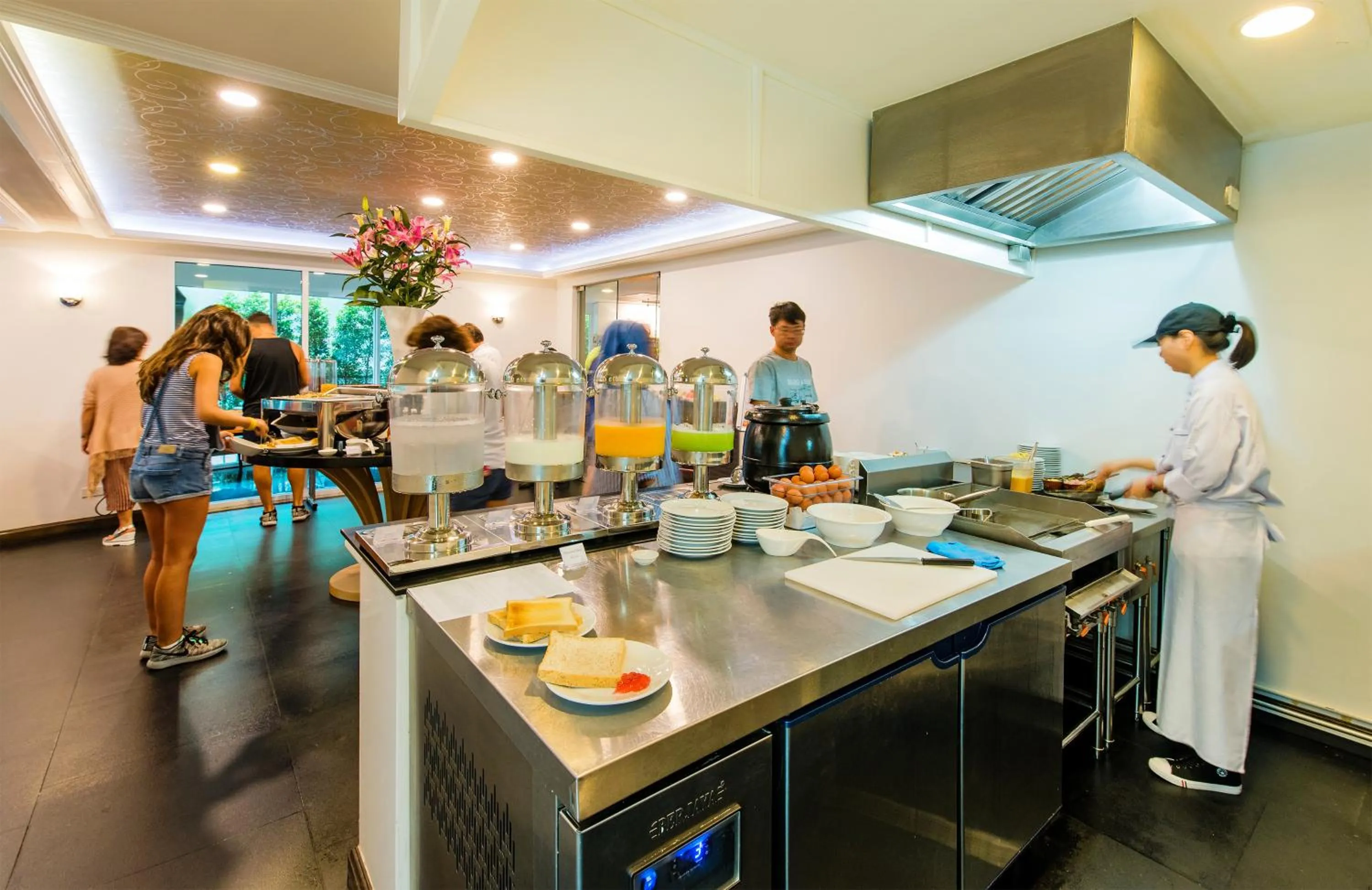 Food in Anajak Bangkok Hotel - SHA Plus