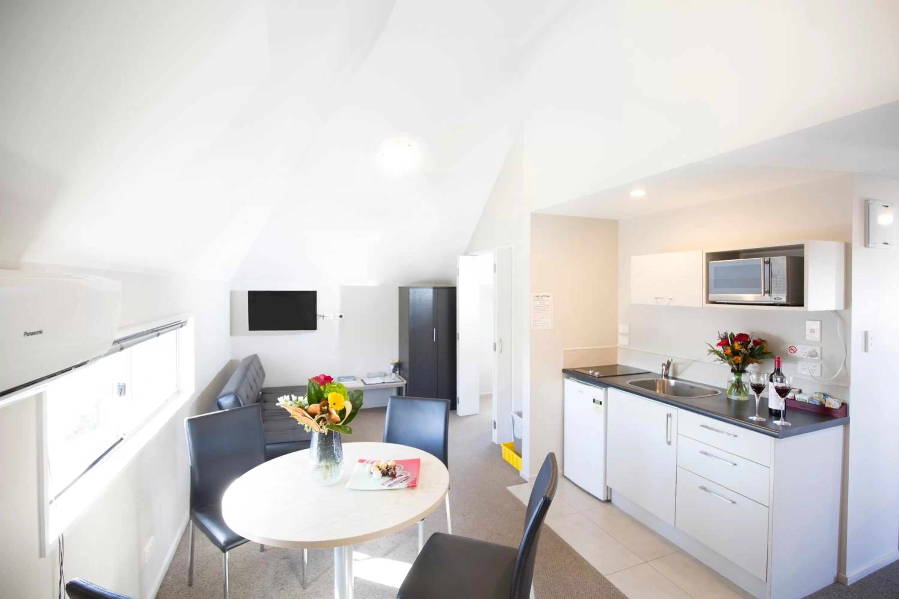 Kitchen or kitchenette in Vita Nova Motel