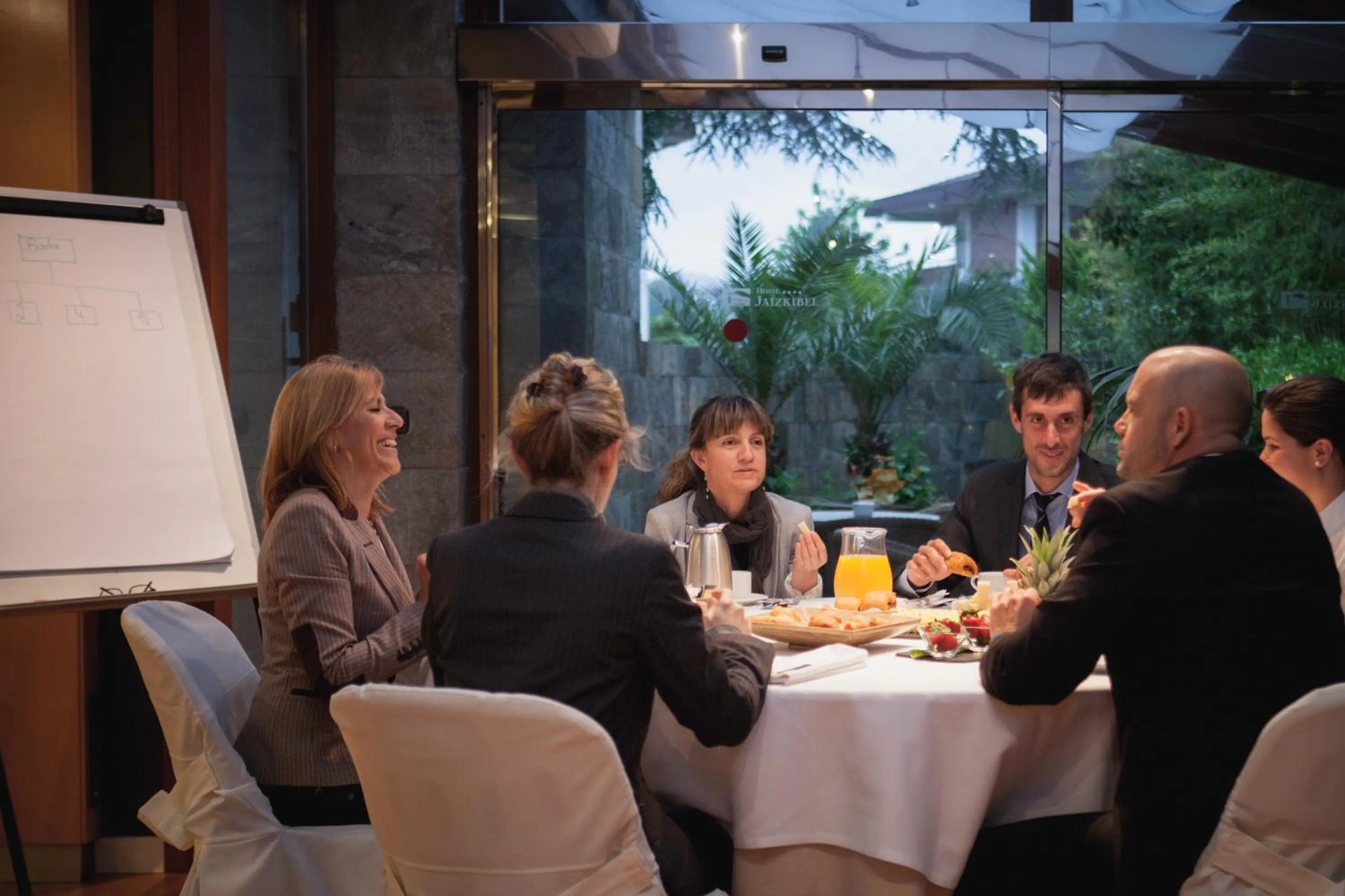 Restaurant/places to eat in Hotel Jaizkibel