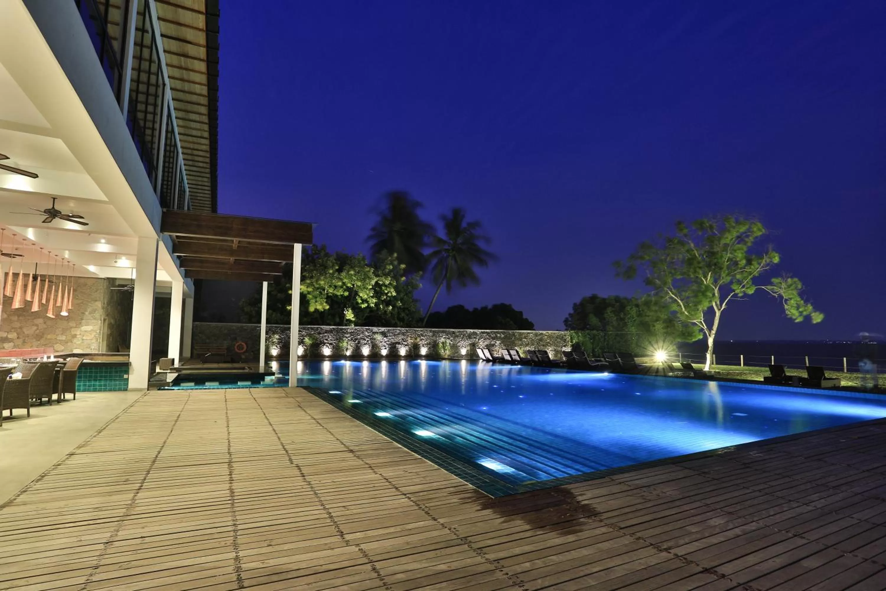 Swimming pool in Regenta Arie Lagoon Negombo
