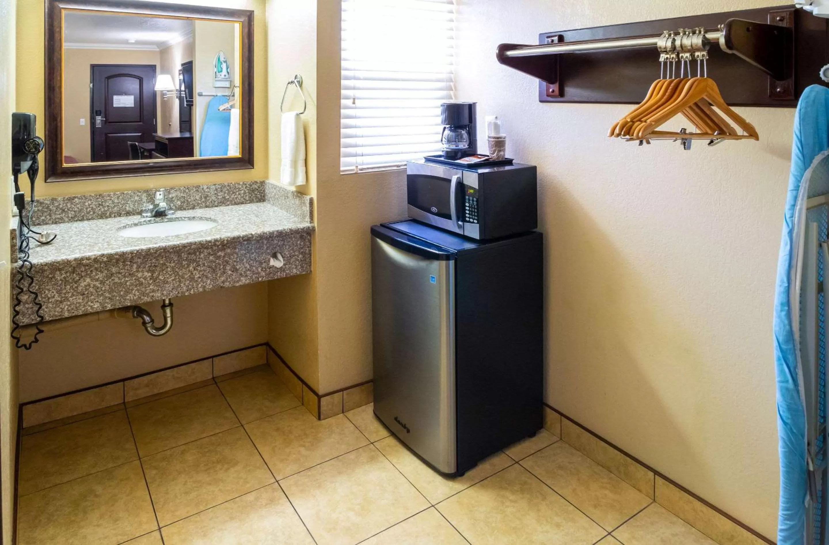 Photo of the whole room in Econo Lodge Inn & Suites Fallbrook Downtown