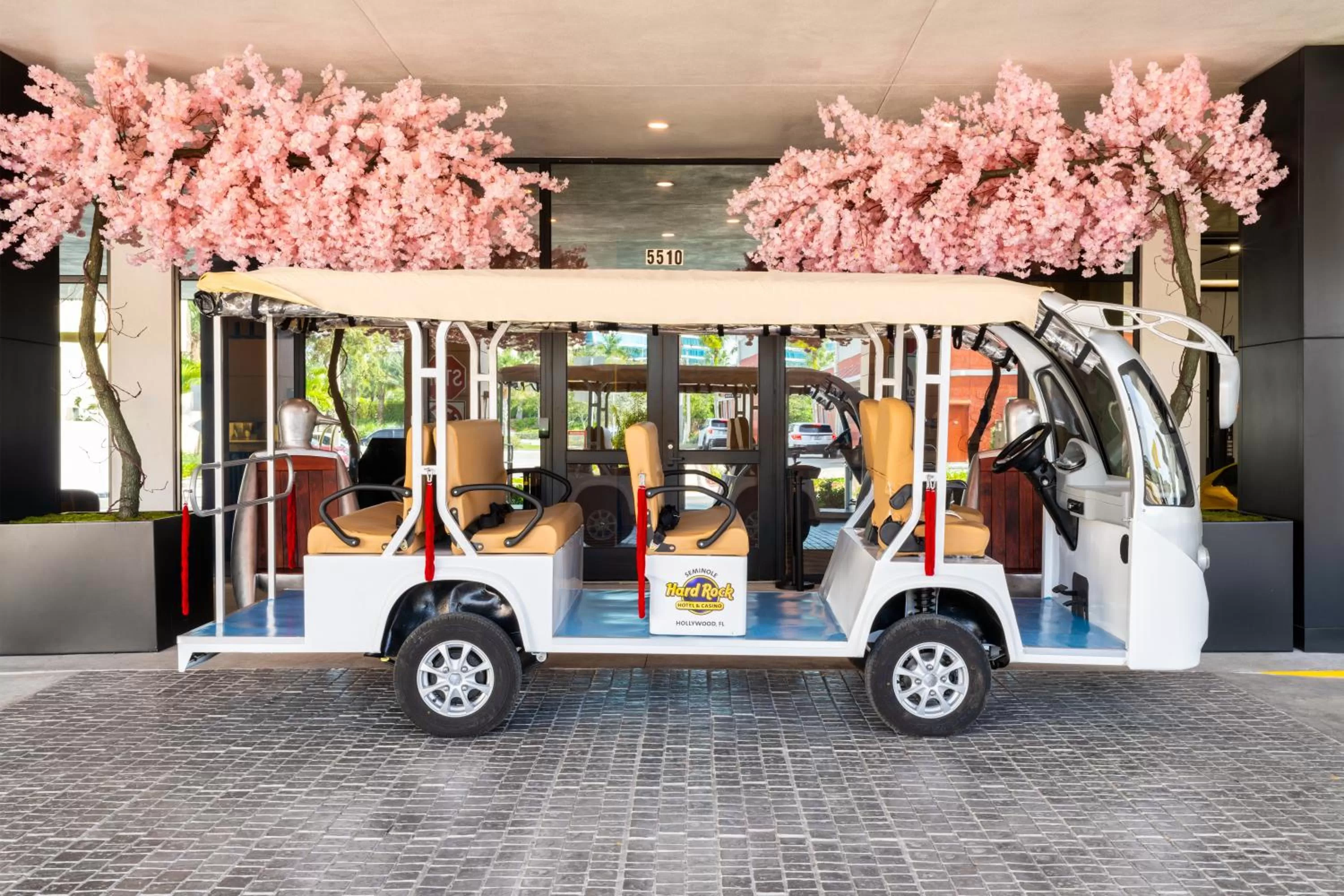 shuttle in Dolce by Wyndham Hollywood