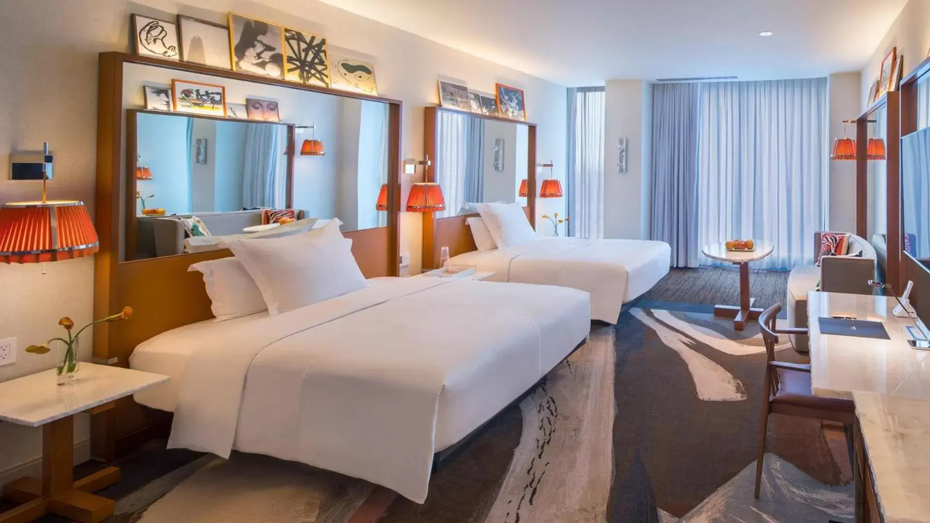 Deluxe Queen Room with Disability Access in Lotte Hotel Seattle Deluxe Queen Room with Disability Access in Lotte Hotel Seattle