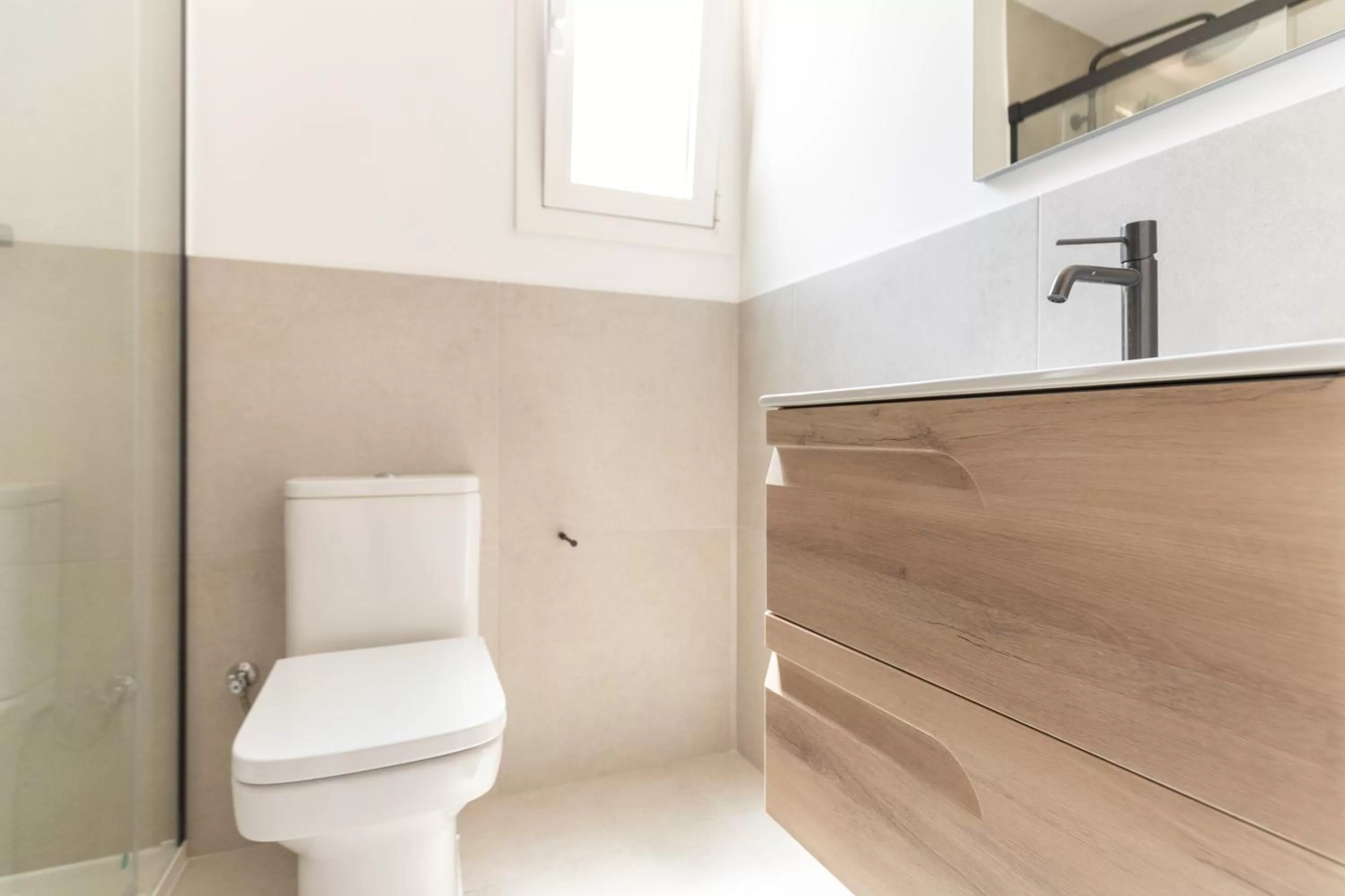 Toilet in Atica Apartments - by Weflating