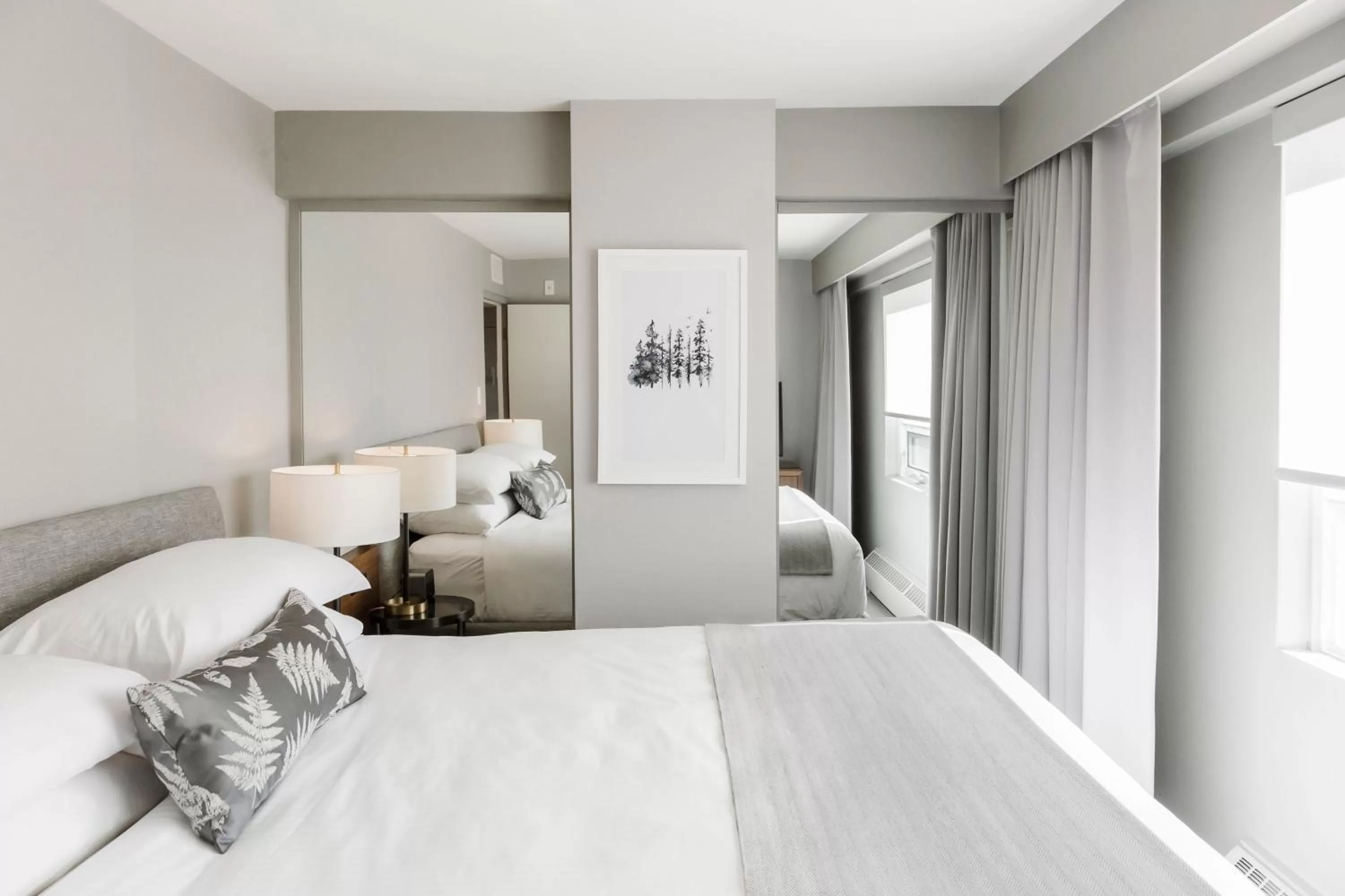 Bedroom, Bed in The James Hotel