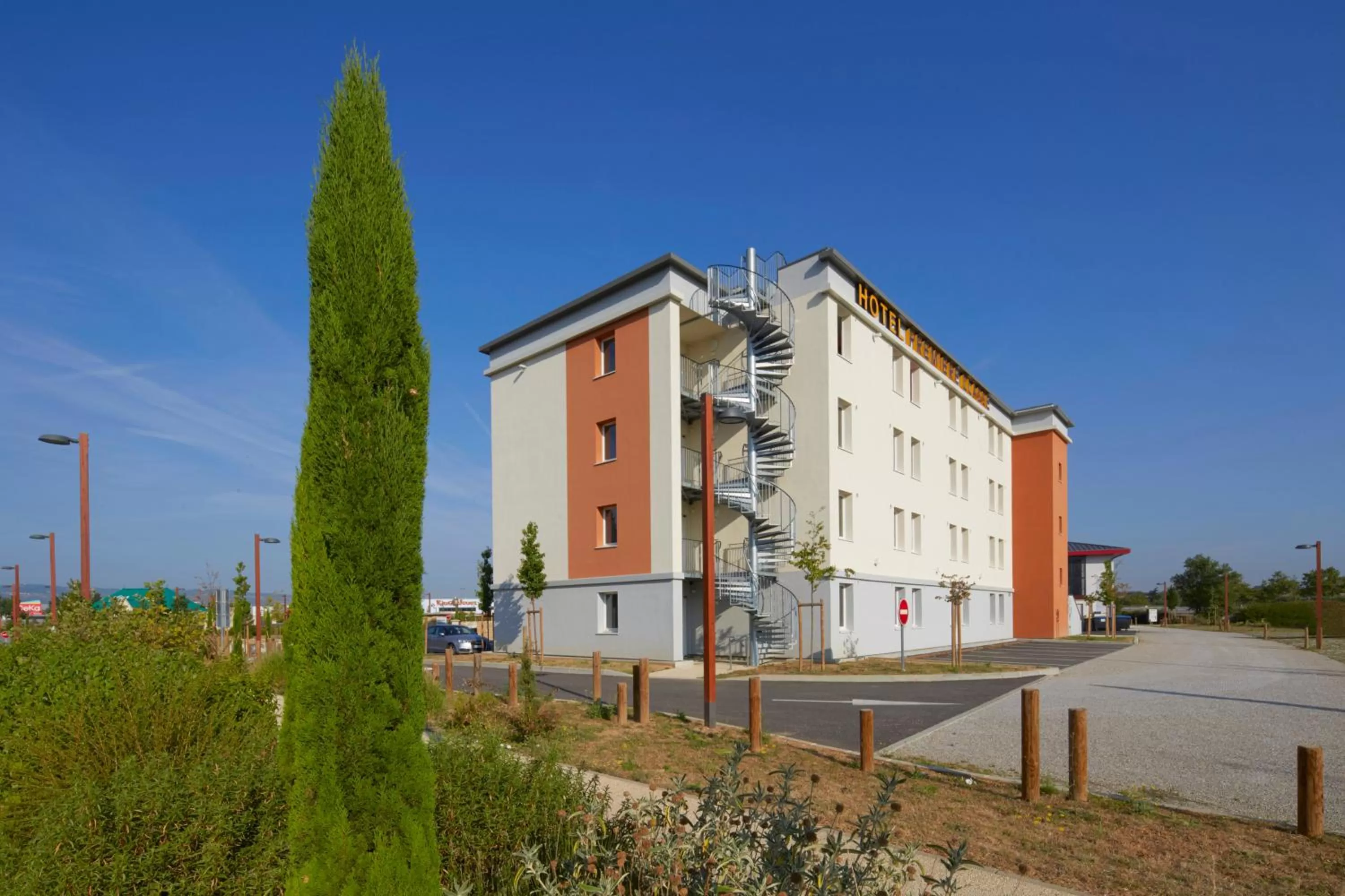 Property building in Premiere Classe Valence Nord - Saint Marcel Les Valence