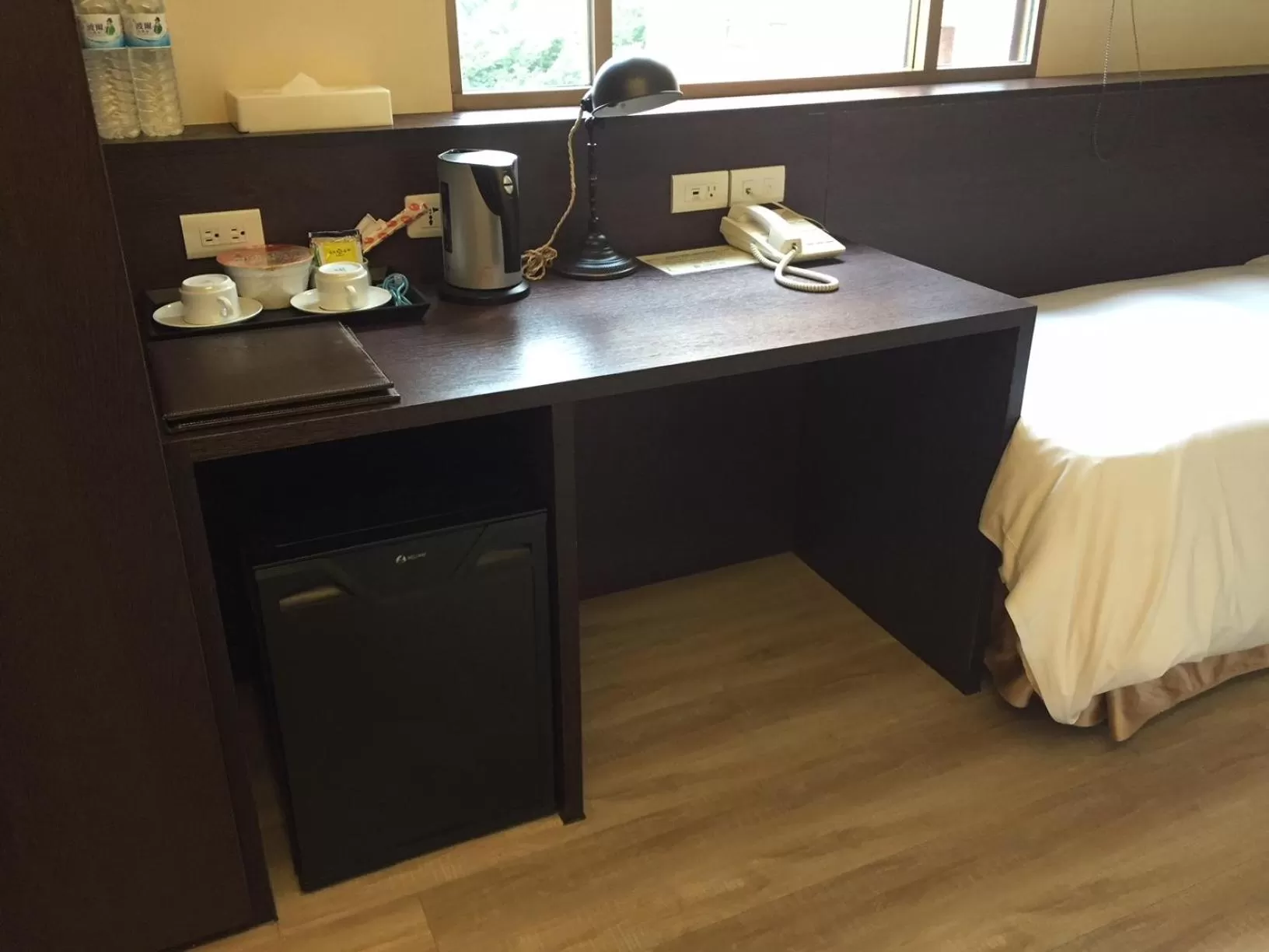 Bedroom, Bed in Delight Hotel