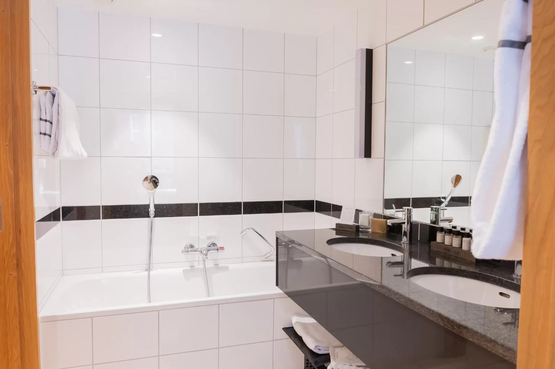 Bath, Bathroom in Hotel Skt Petri