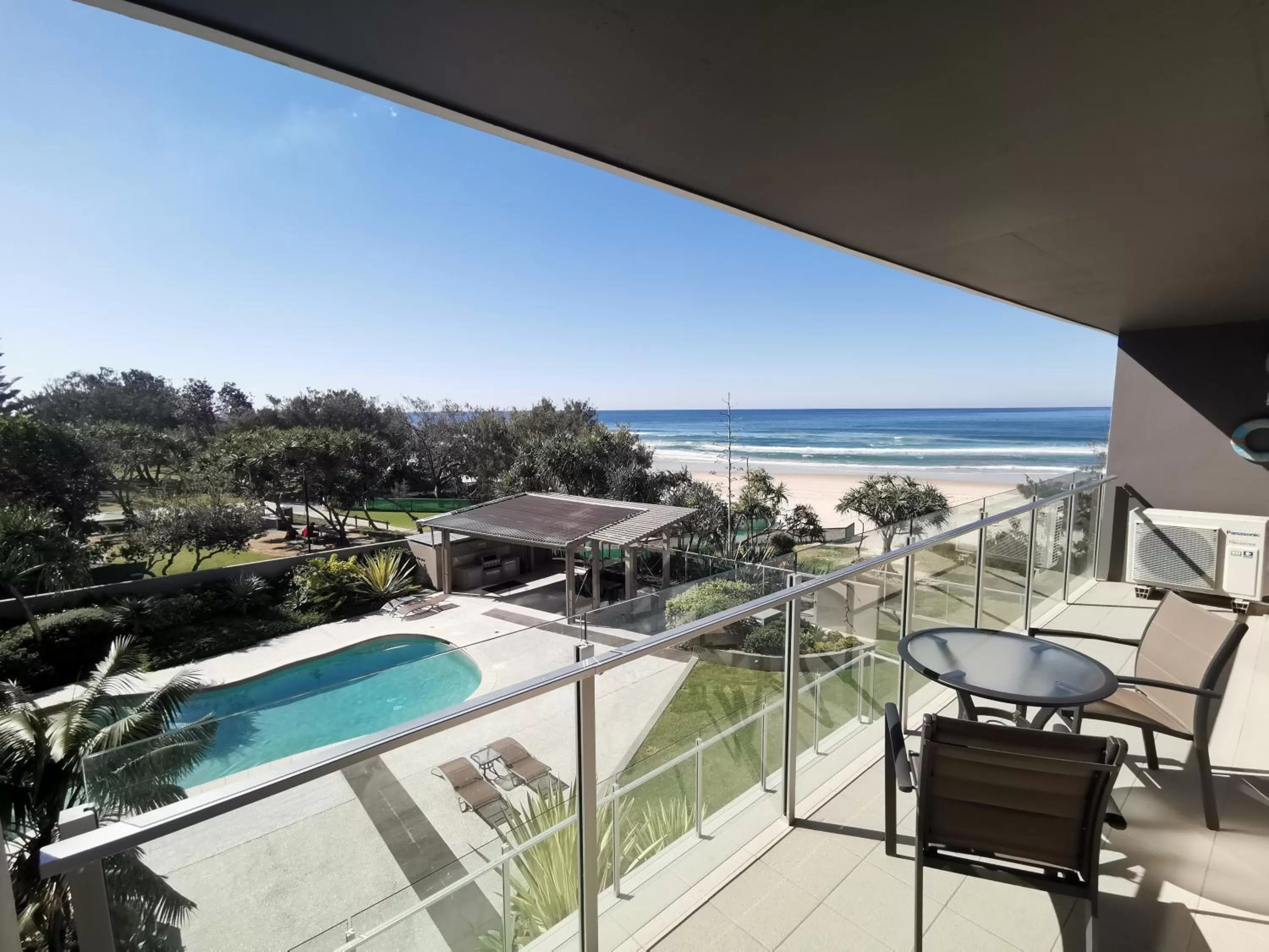 One Bedroom Apartment - Lower Floors in One The Esplanade Apartments on Surfers Paradise