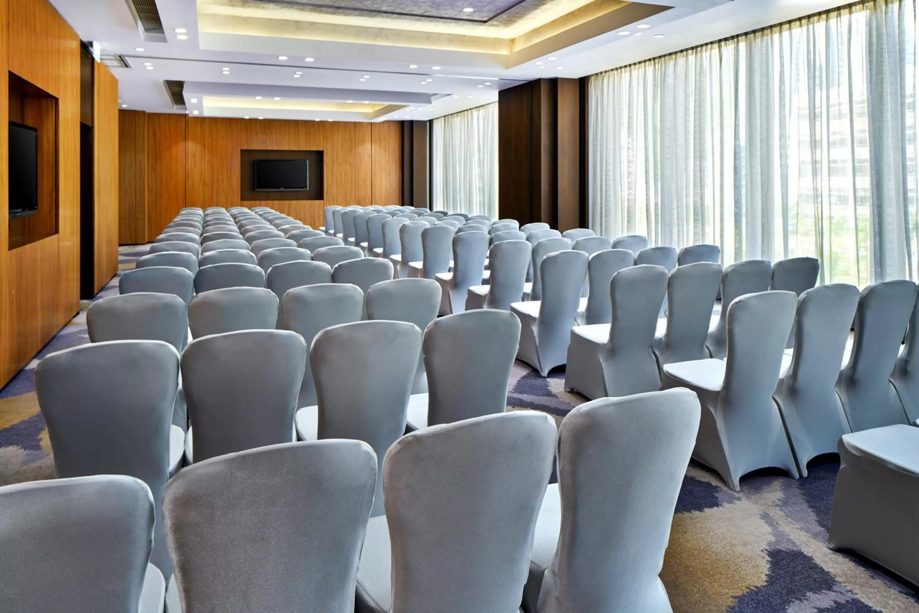 Meeting/conference room in Crowne Plaza Hong Kong Kowloon East by IHG