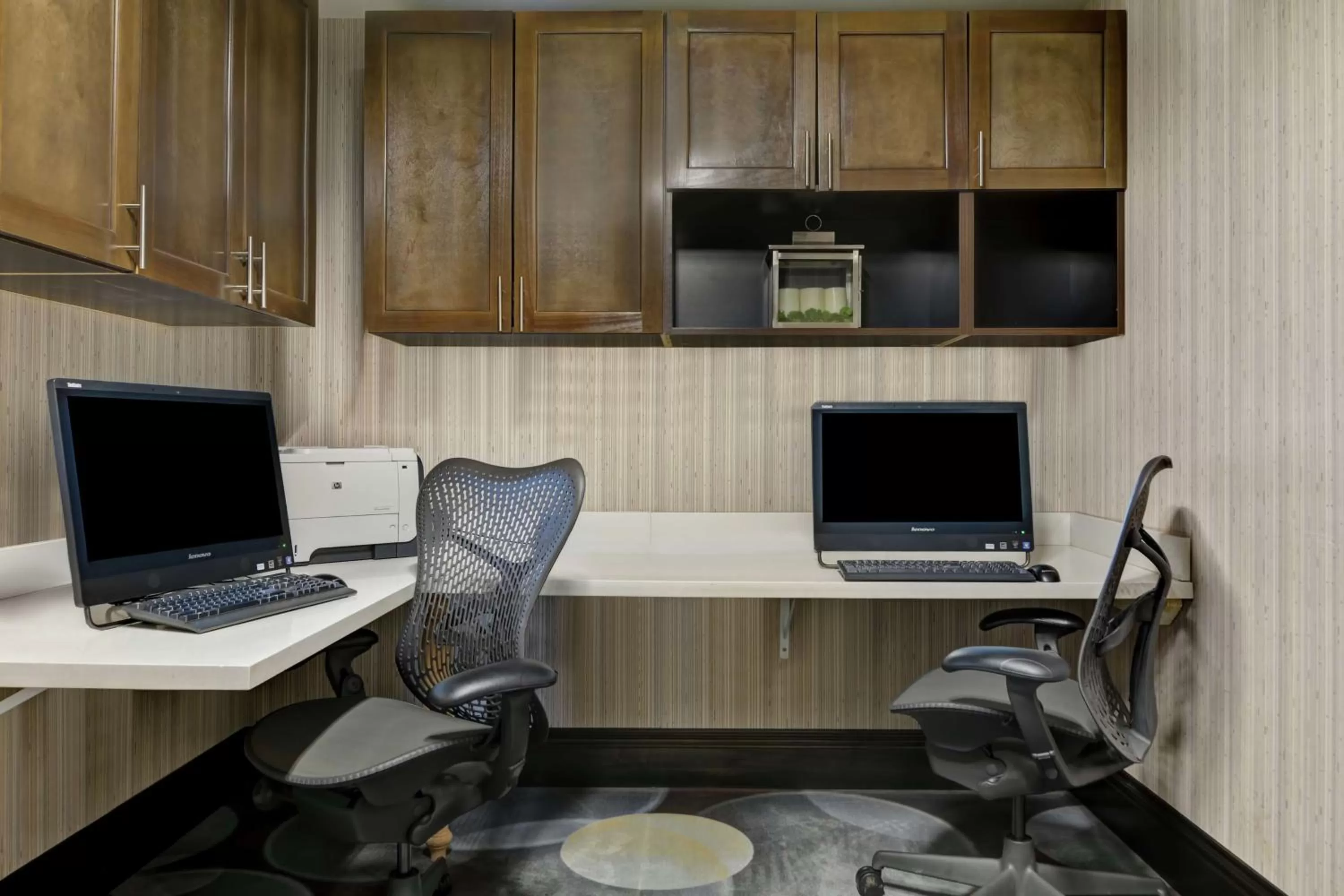 Business facilities in Hilton Garden Inn and Fayetteville Convention Center