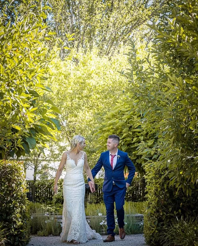 Guests in Howlong Old Post Office Luxury Suite