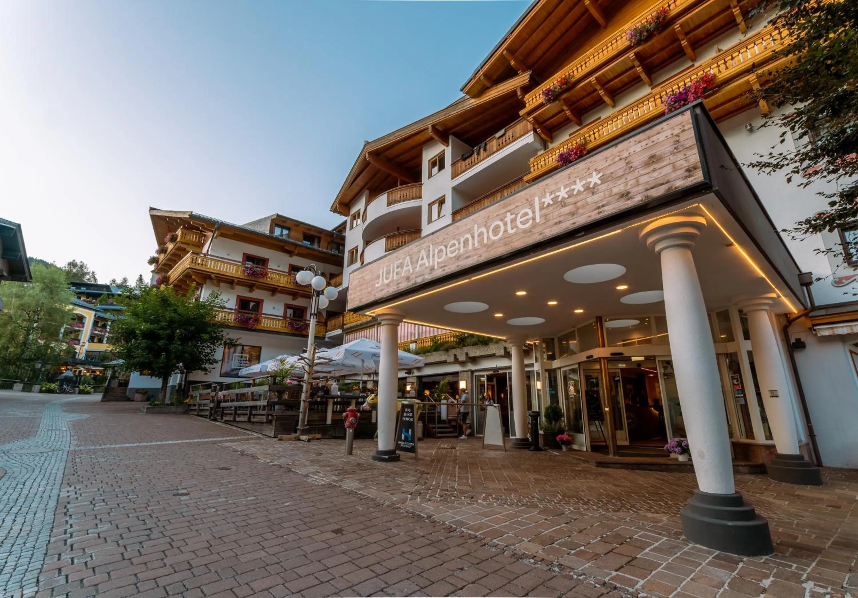 Property building in JUFA Alpenhotel Saalbach