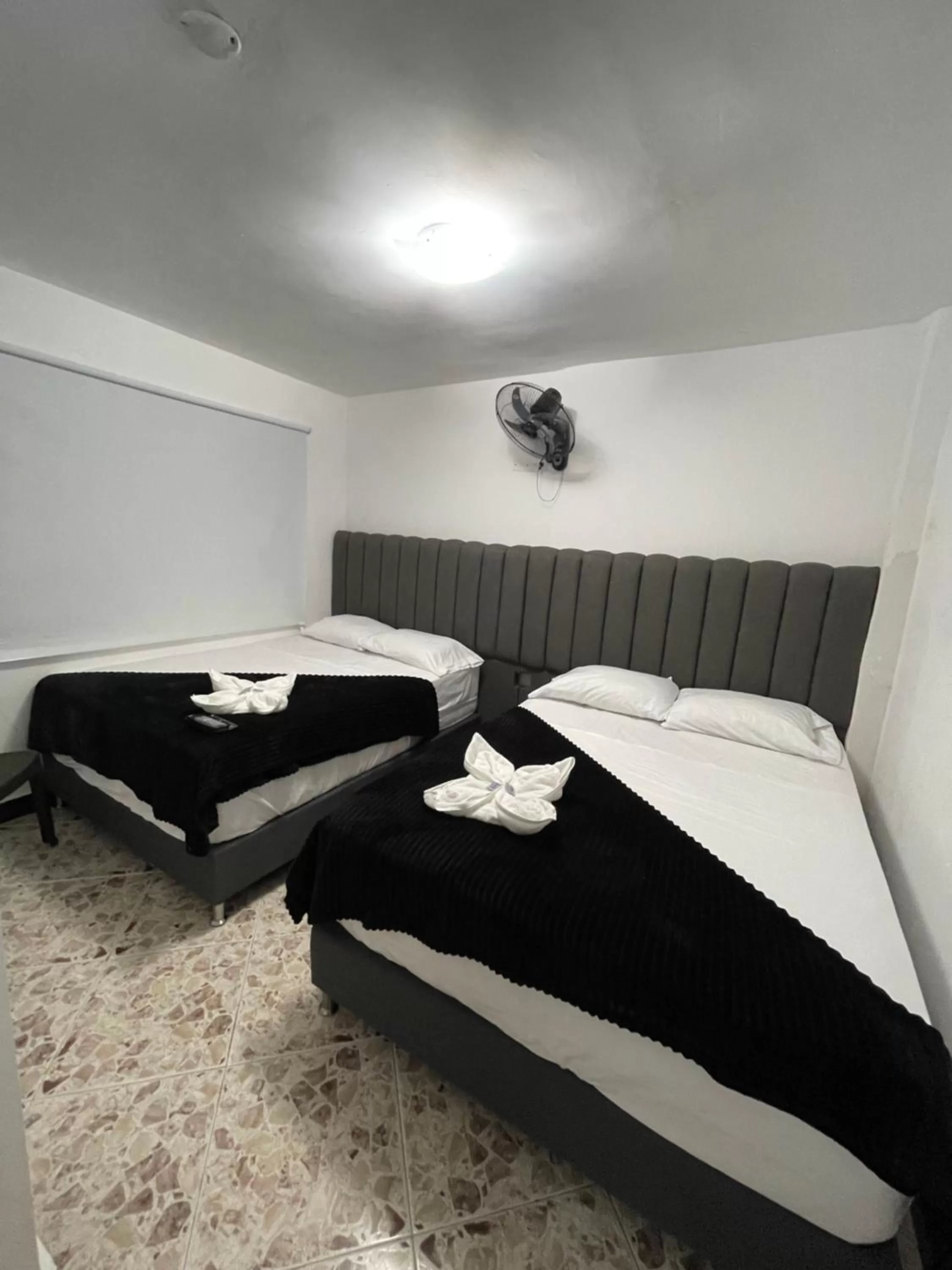 Bed in Hotel De León Estadio