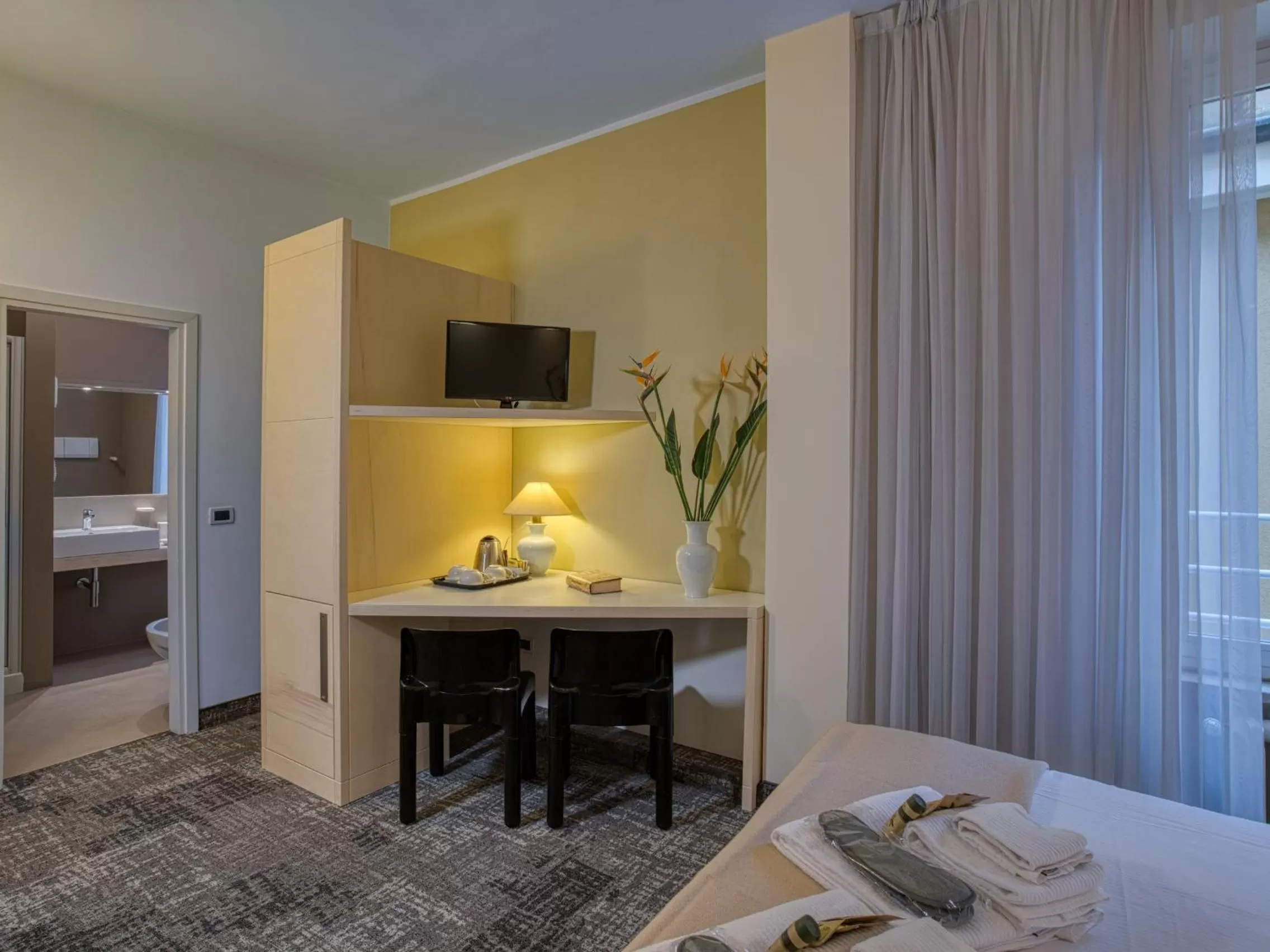 TV and multimedia, Bed in Hotel Piroscafo