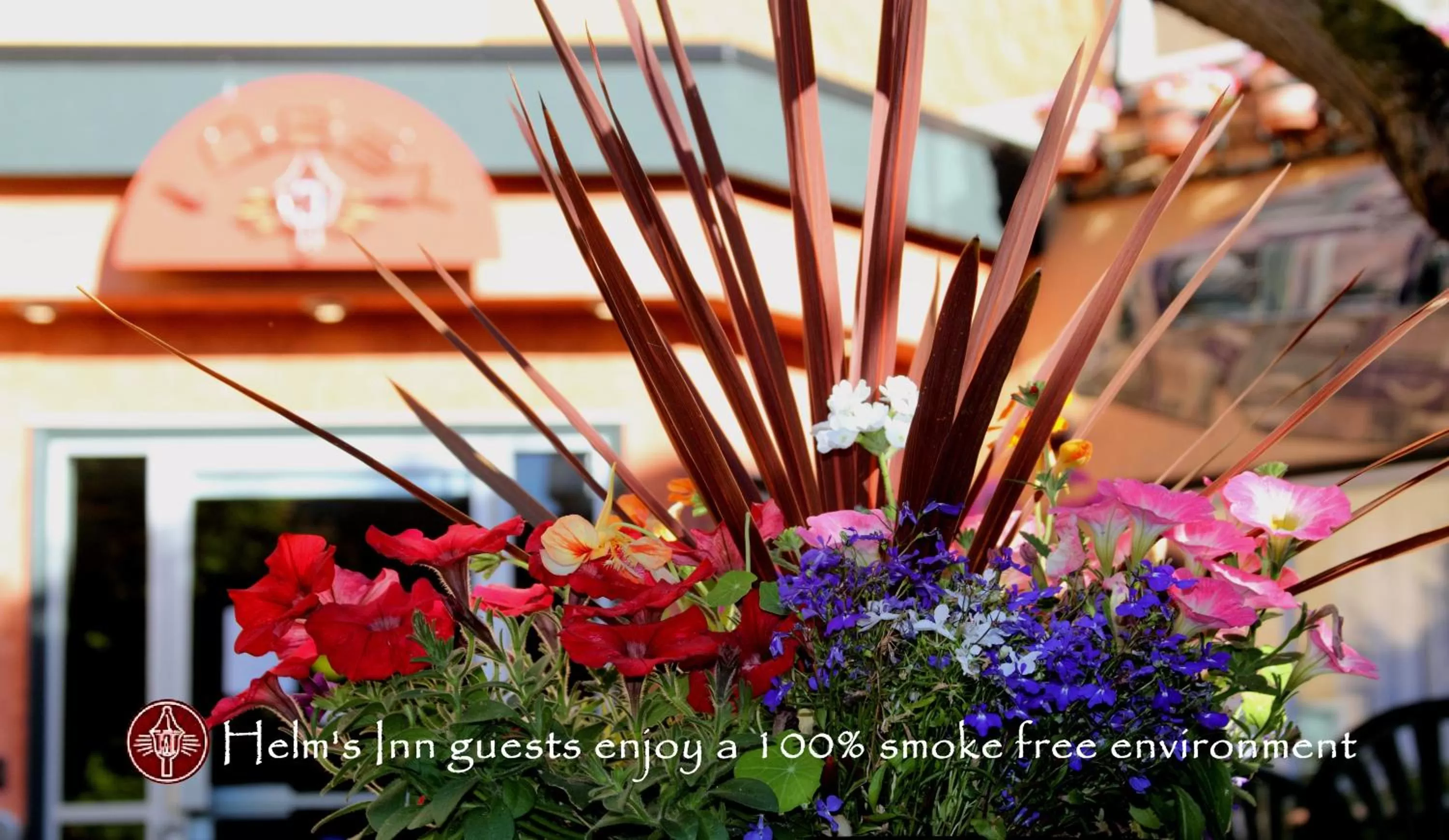 Facade/entrance in Helm's Inn