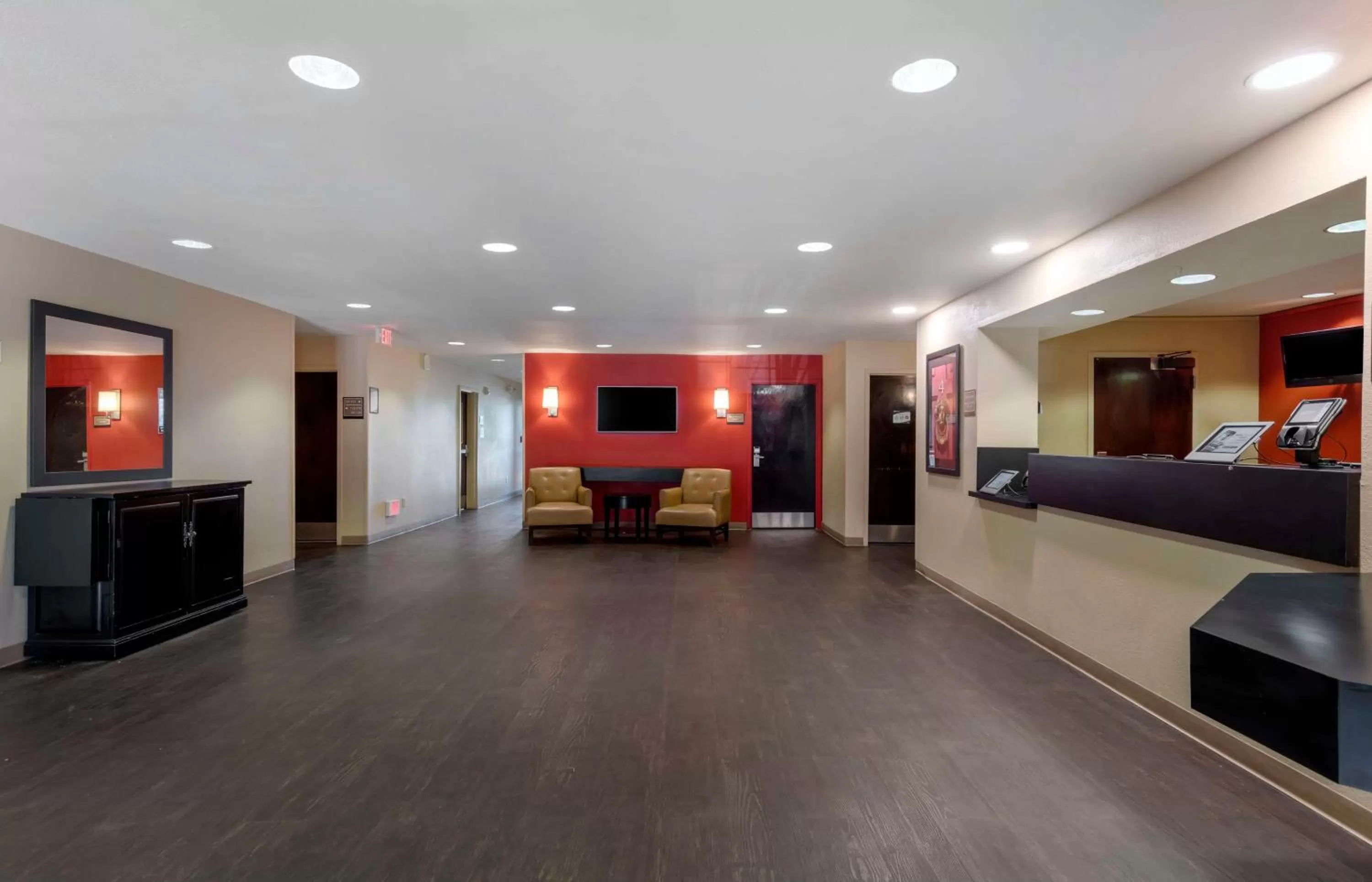 Lobby or reception in Extended Stay America Suites - Orange County - Katella Ave