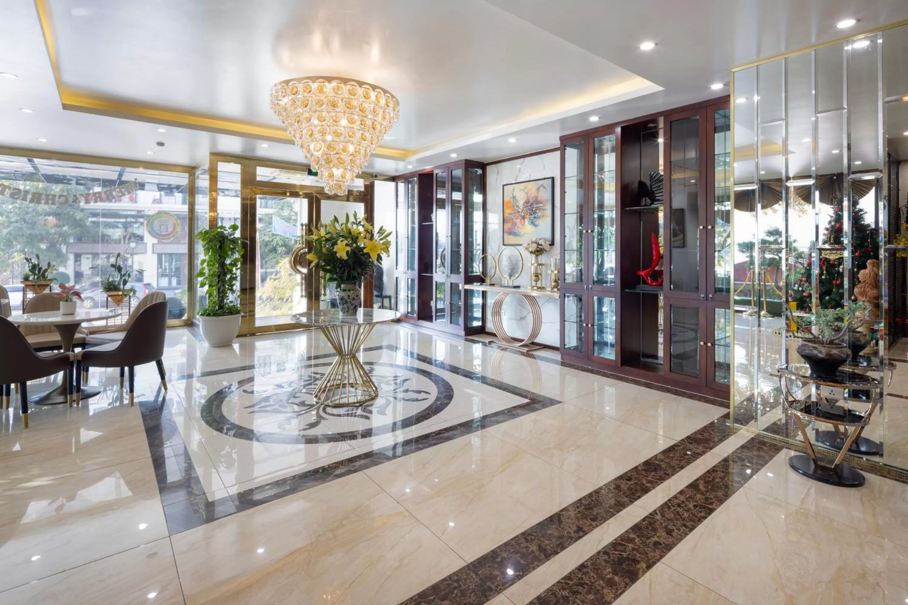 Lobby or reception in Diamond Luxury Hotel