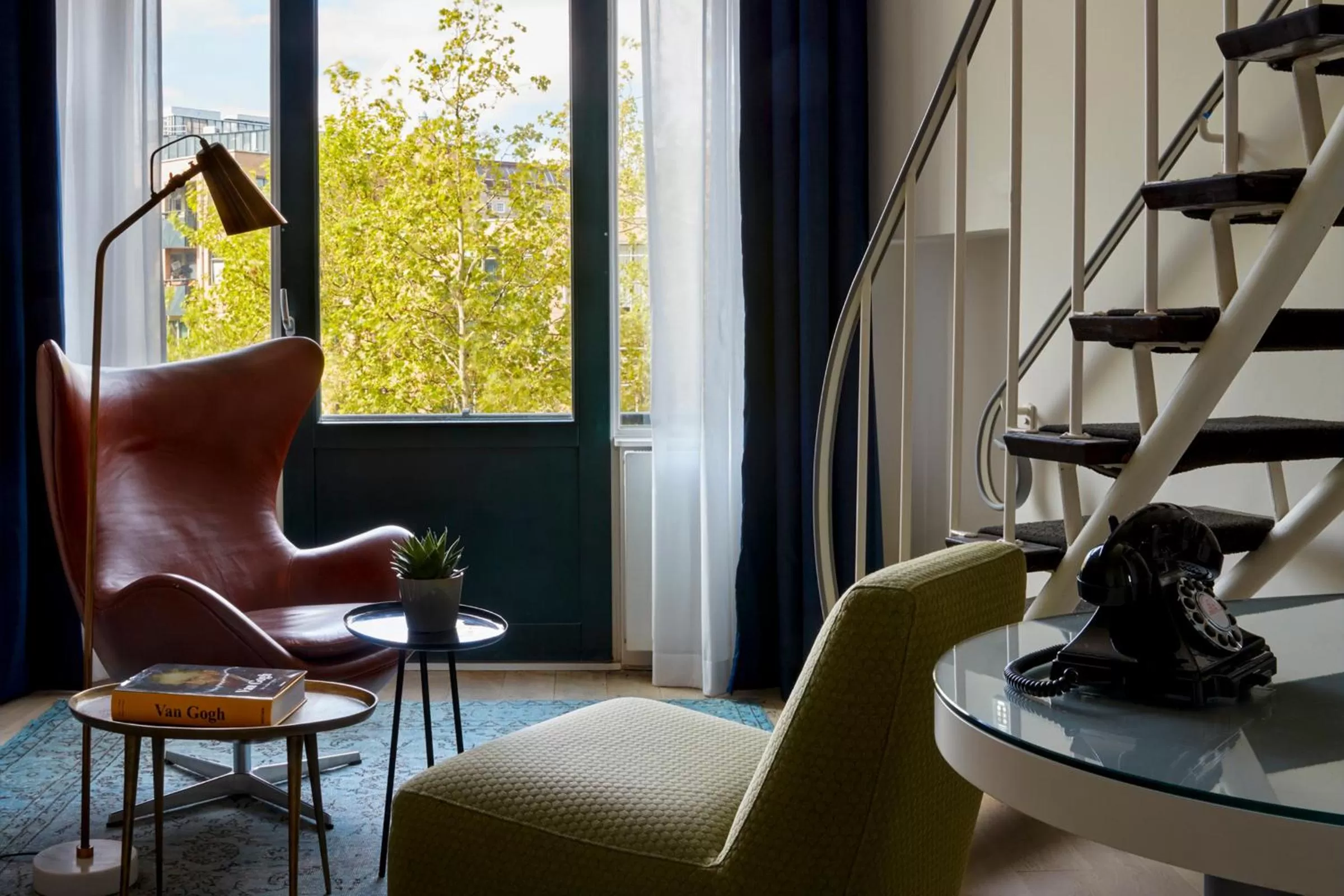 Seating area in Park Centraal Amsterdam, part of Sircle Collection