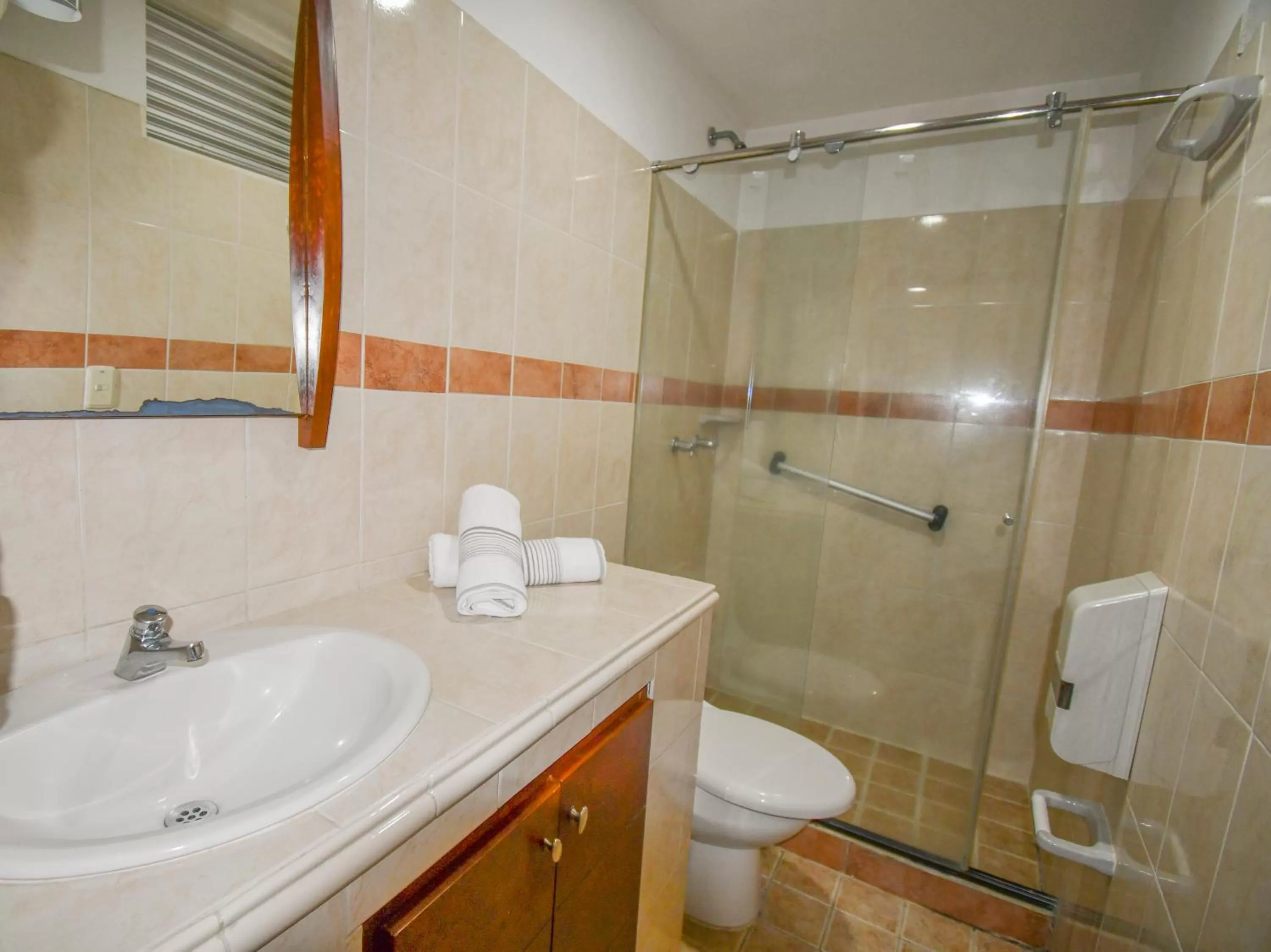 Shower in Hotel Mónaco Armenia