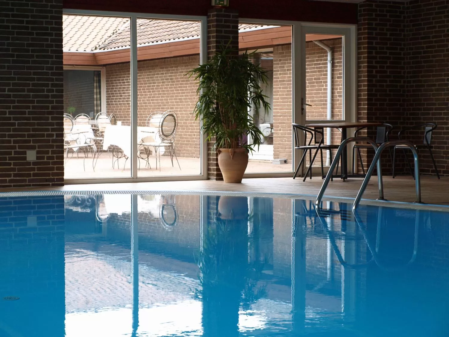 Swimming pool in Hotel Pejsegaarden