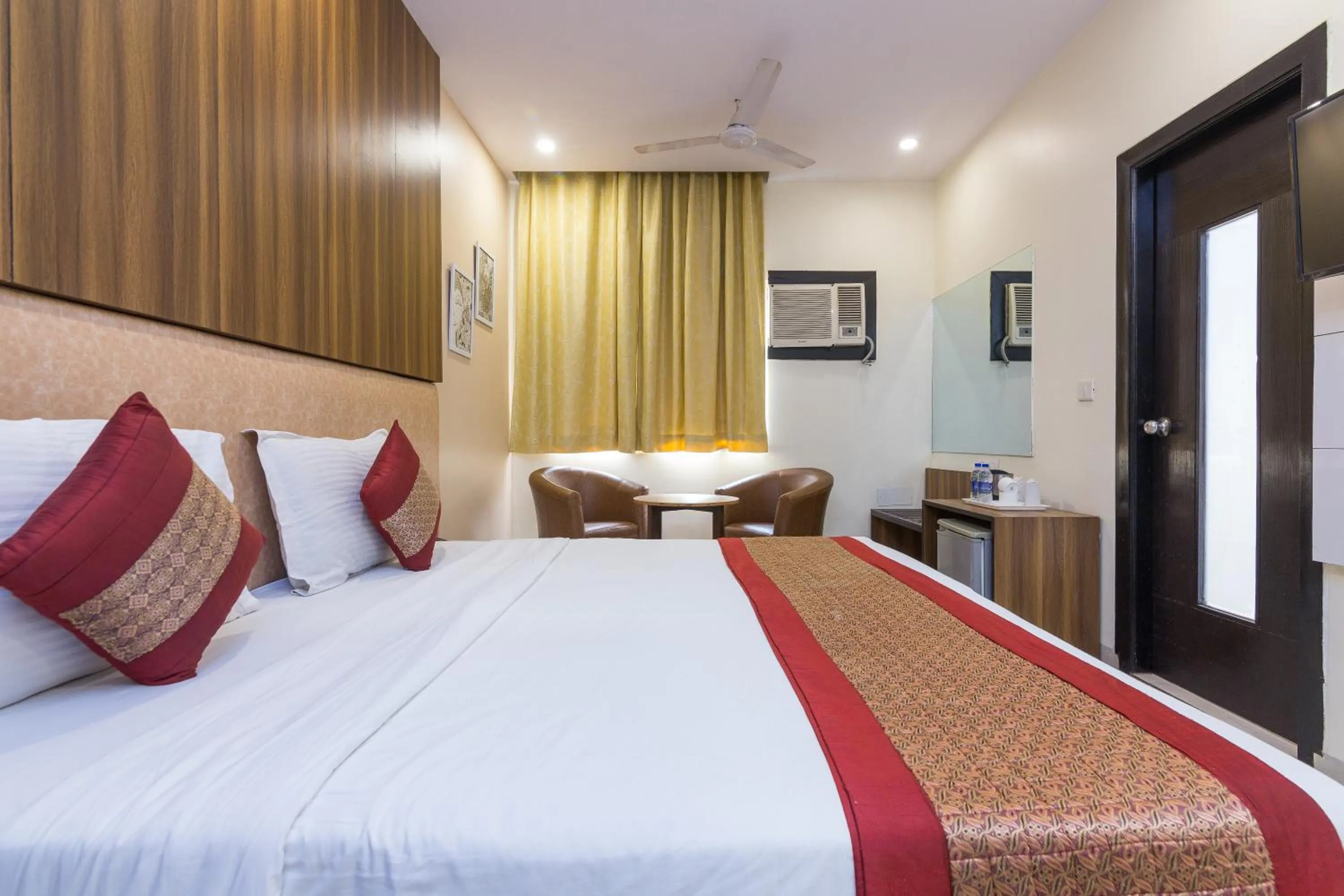 Photo of the whole room in Rupam Hotel