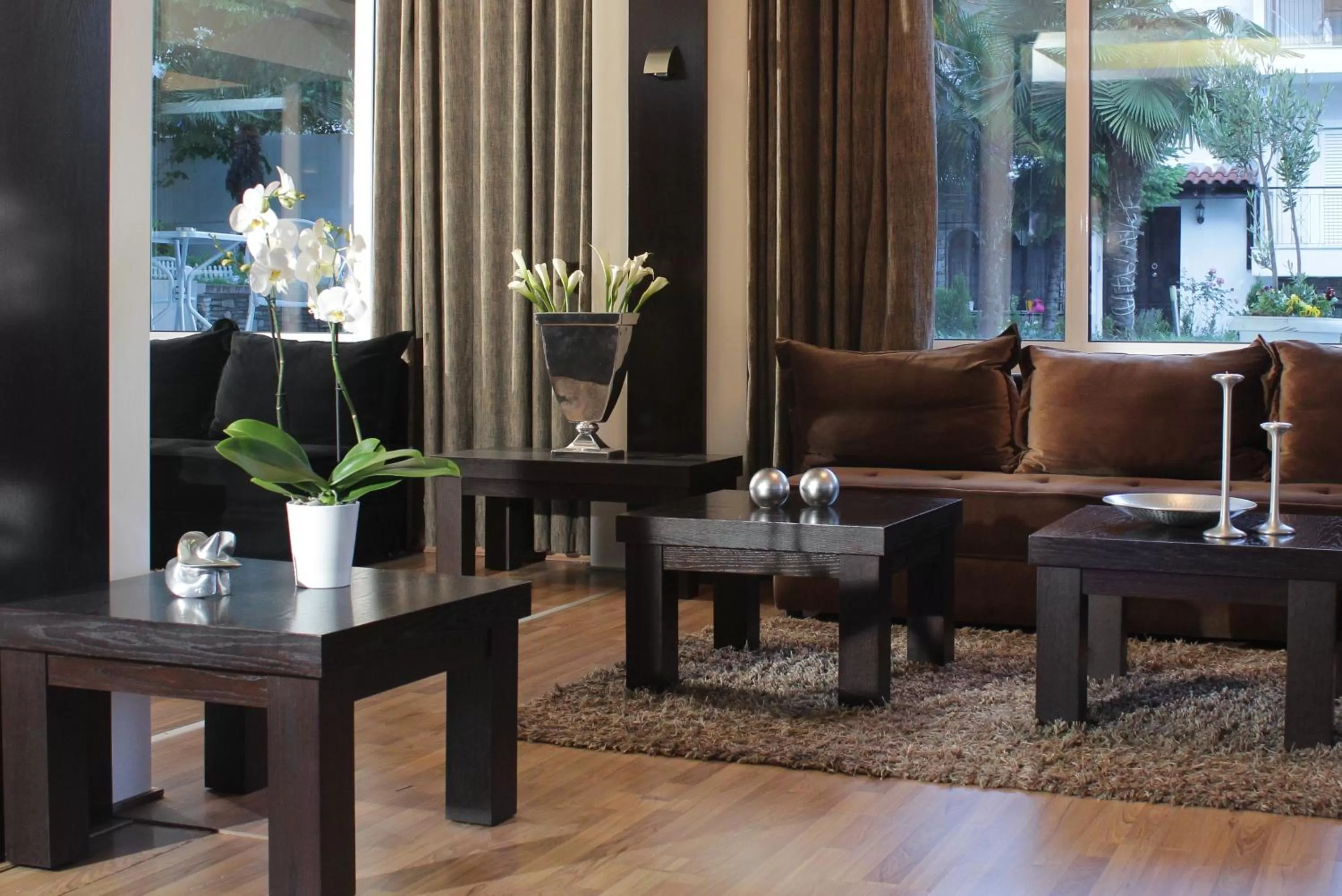 Lobby or reception in Galaxy Art Hotel