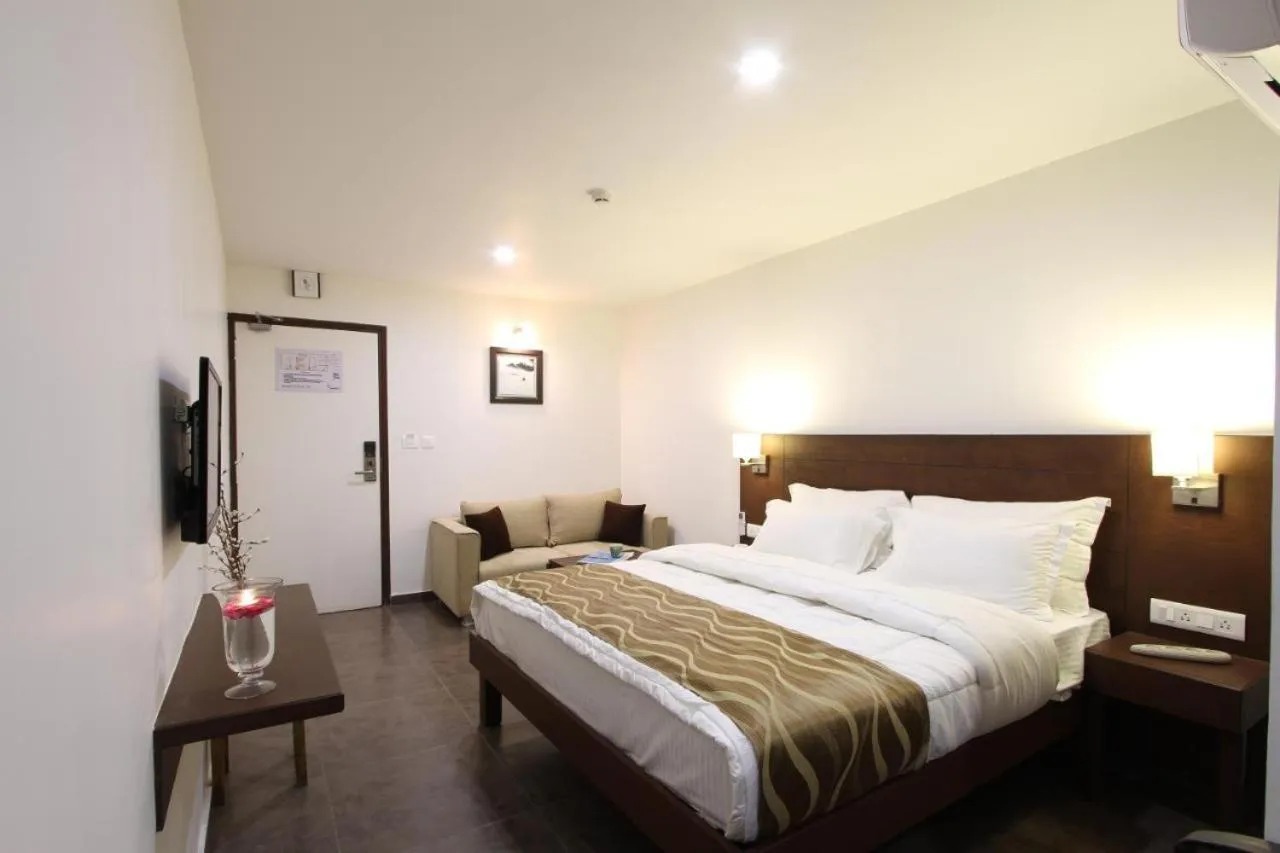 Bedroom, Bed in Hotel Casa, Vadodara