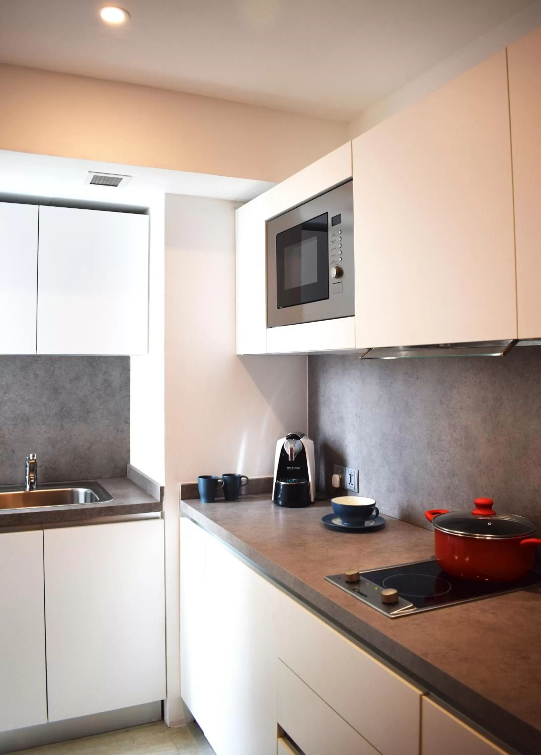 Kitchen or kitchenette in Jetwing Colombo Seven