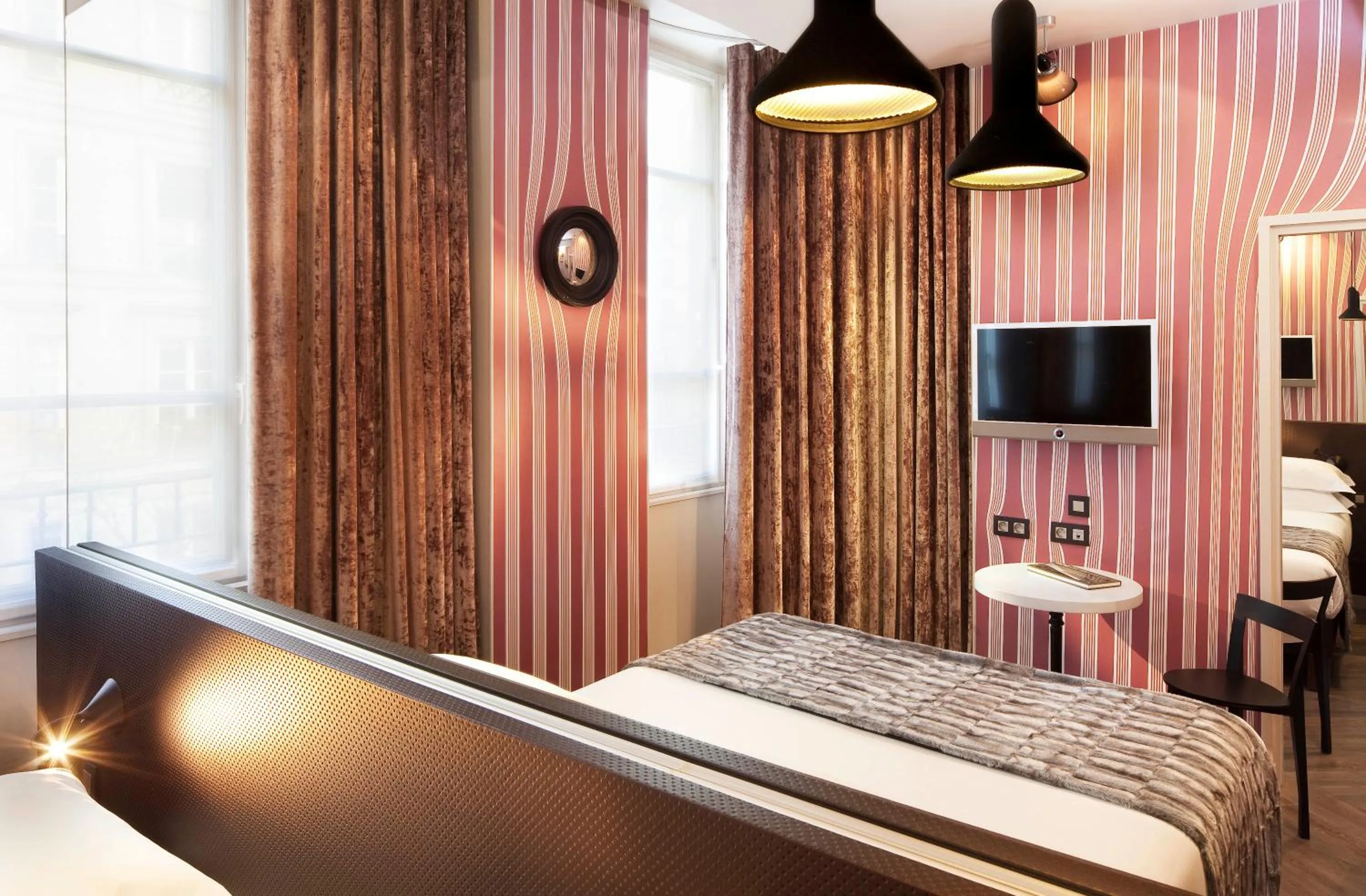 Bed in Georgette Hôtel & Restaurant