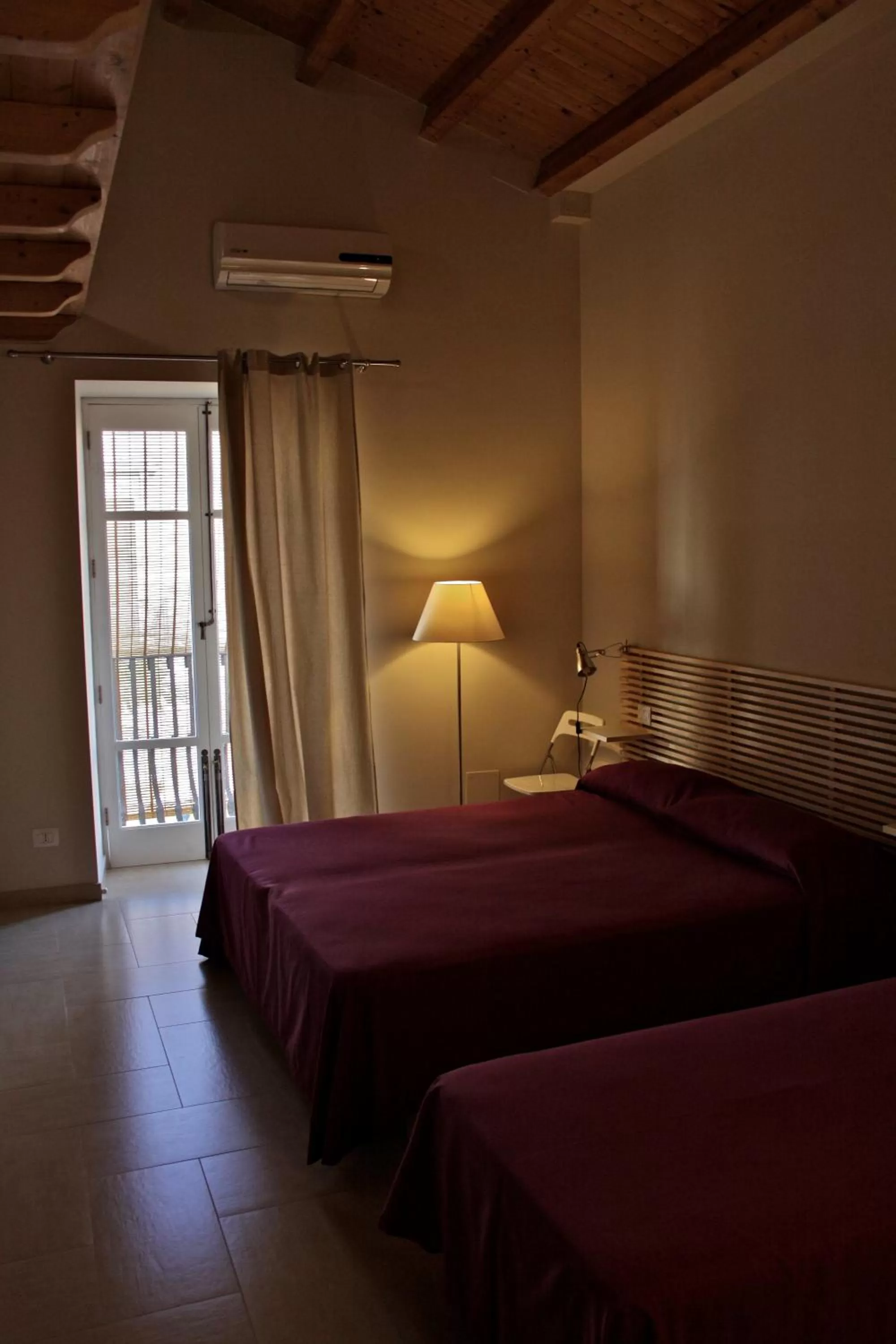 Photo of the whole room, Bed in B&B Re Umberto